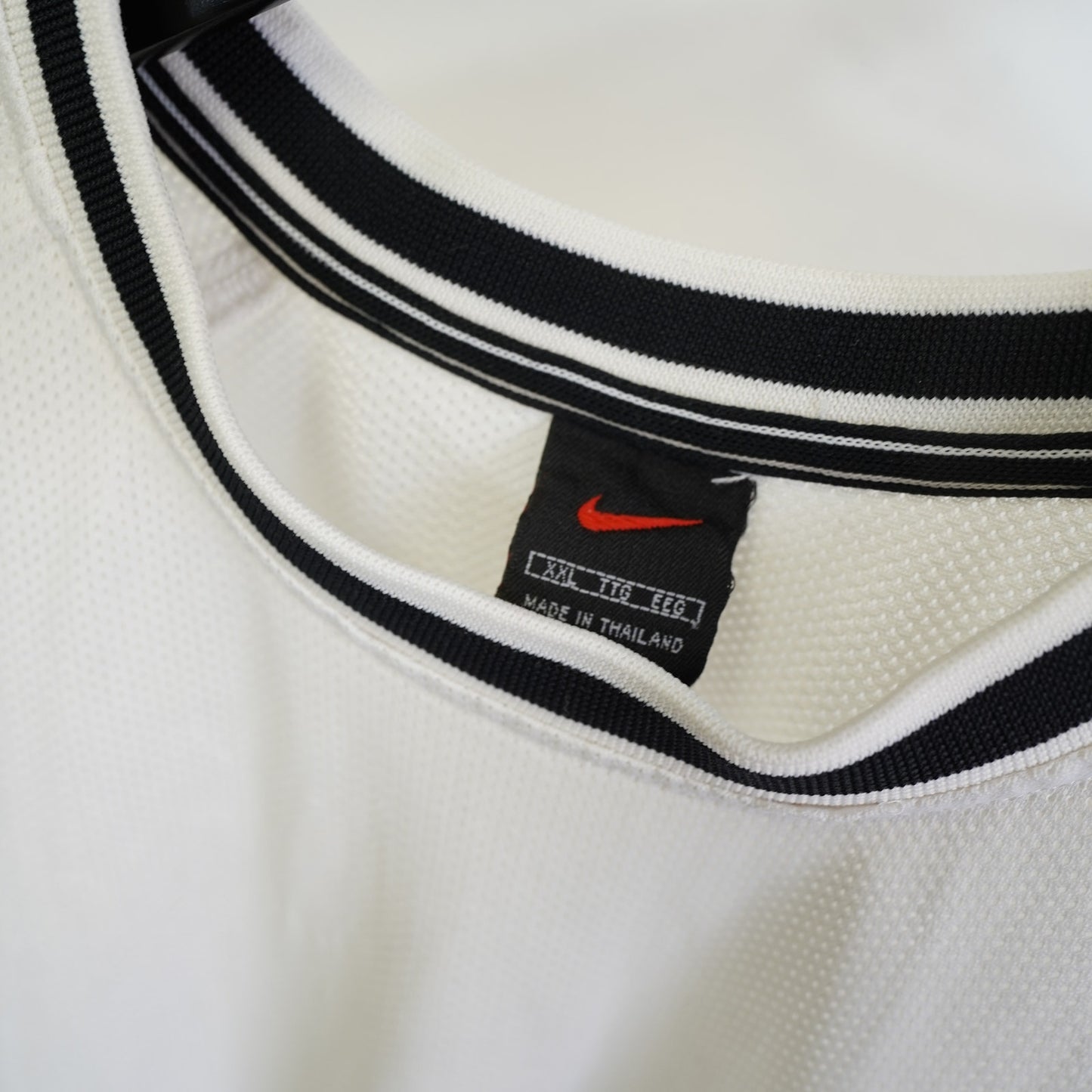 (XXL) Vintage 2000s Nike Mesh Soccer Jersey Men's XXL White Retro Streetwear Y2K