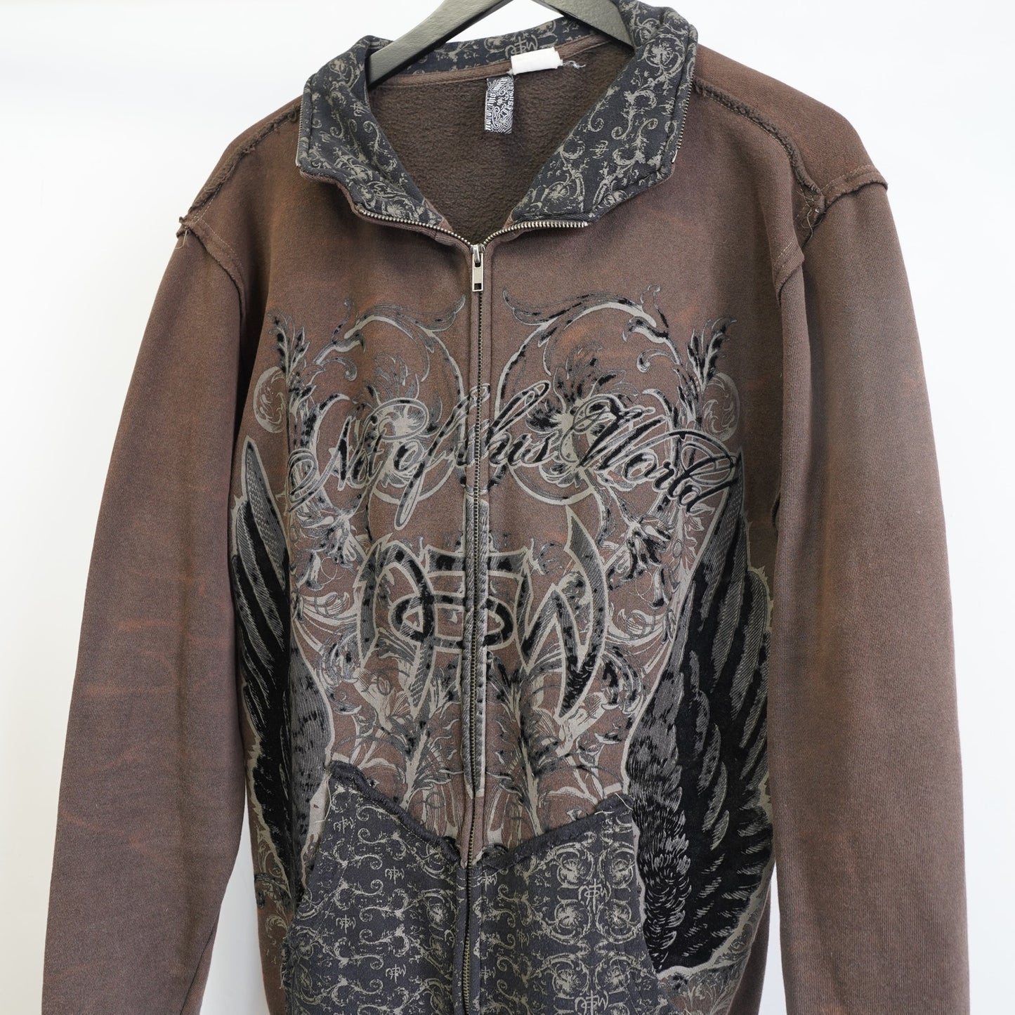 (M) Vintage Y2K Jesus Christ Full Zip Religious Sweater Men's M Brown 2000s Tribal