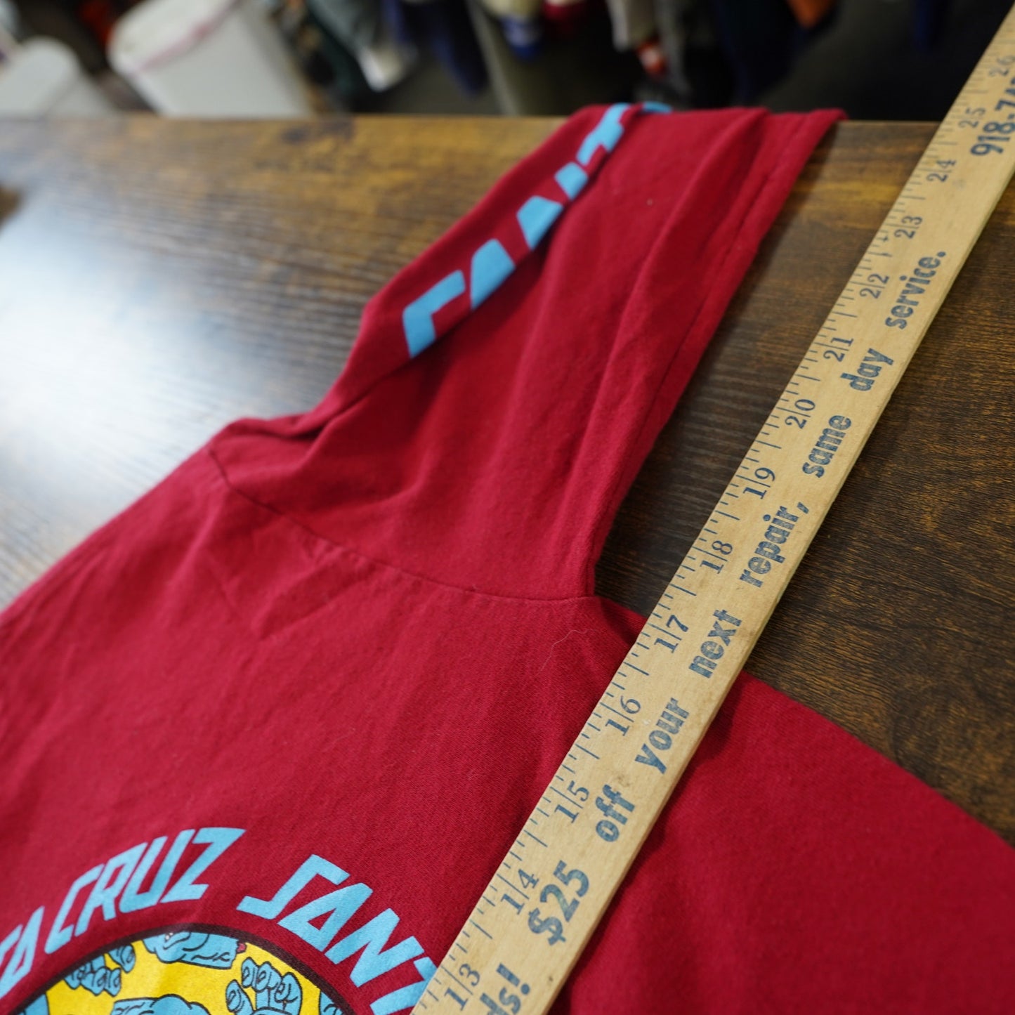 (S) Santa Cruz Skateboards & Surf T-Shirt Men's XS/S Red Longsleeve Longboard