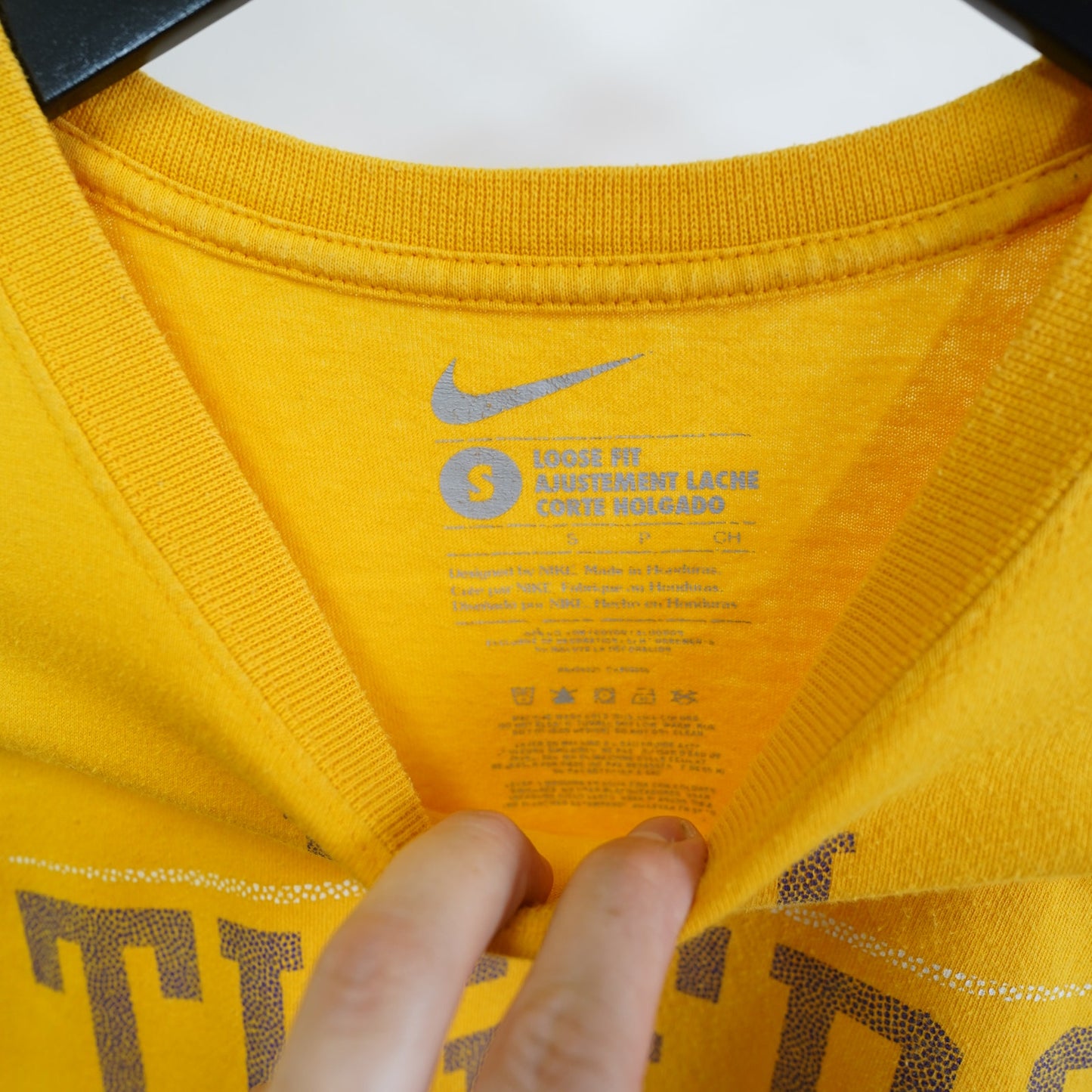(S) LSU Tigers Nike Basketball T-Shirt Men's S Loose Fit Yellow
