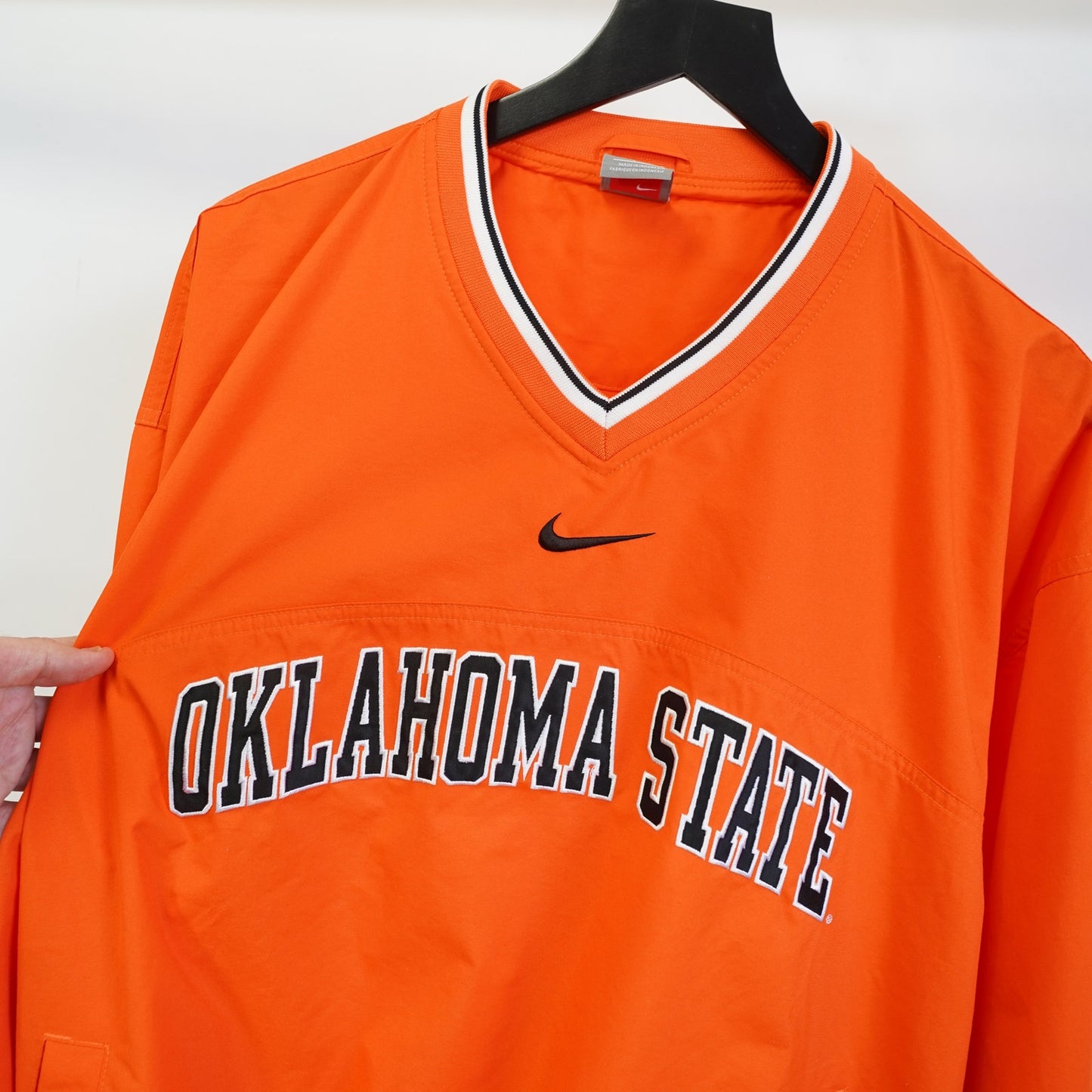 (L) Vintage Team Nike Oklahoma State Cowboys Center Swoosh Windbreaker Mens L Orange