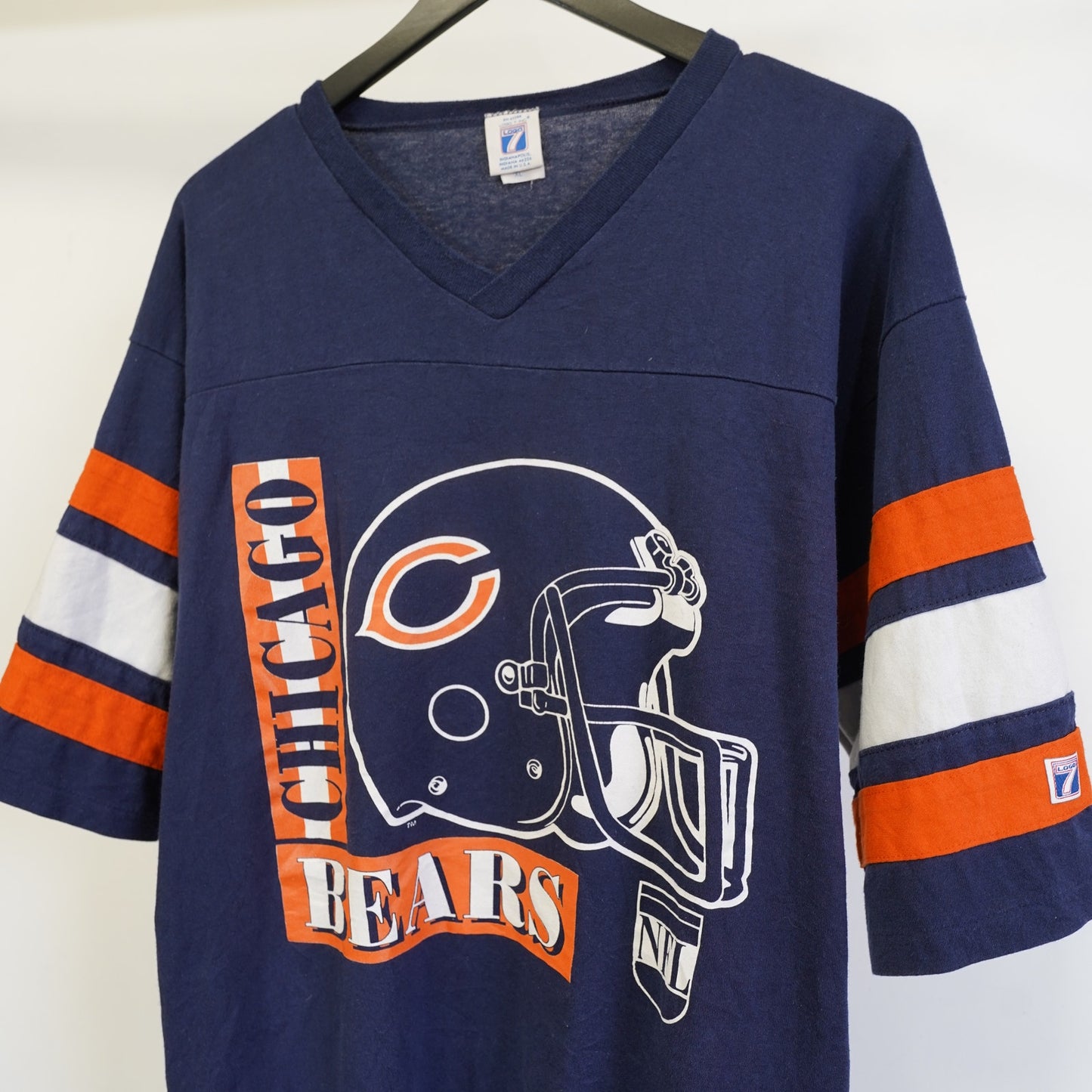(XL) Vintage Chicago Bears Logo 7 V-Neck T-Shirt Men's XL Blue Single Stitch 90s