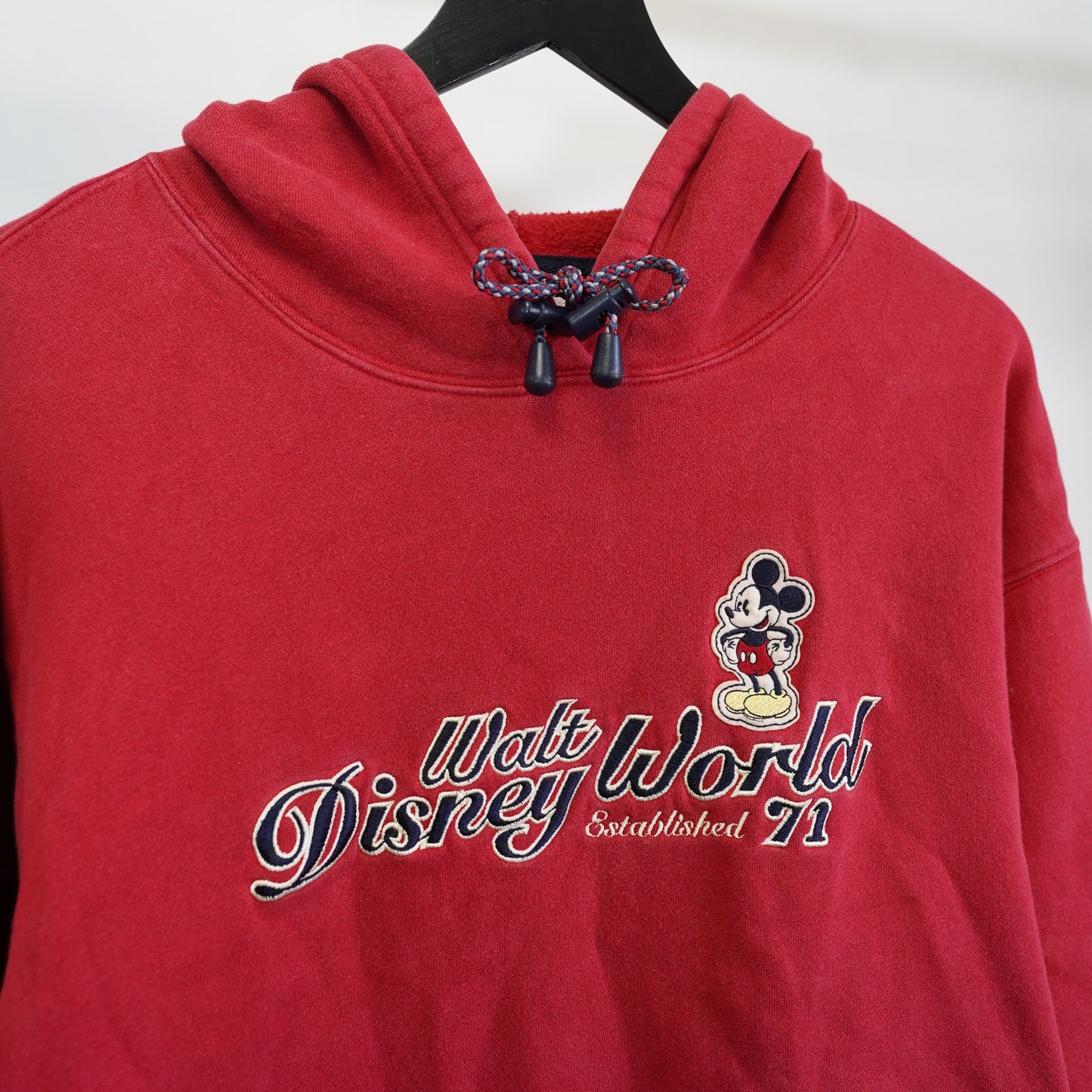 (M) Vintage Walt Disney World Mickey Mouse Embroidered Hoodie Men's M Red Sewn Retro