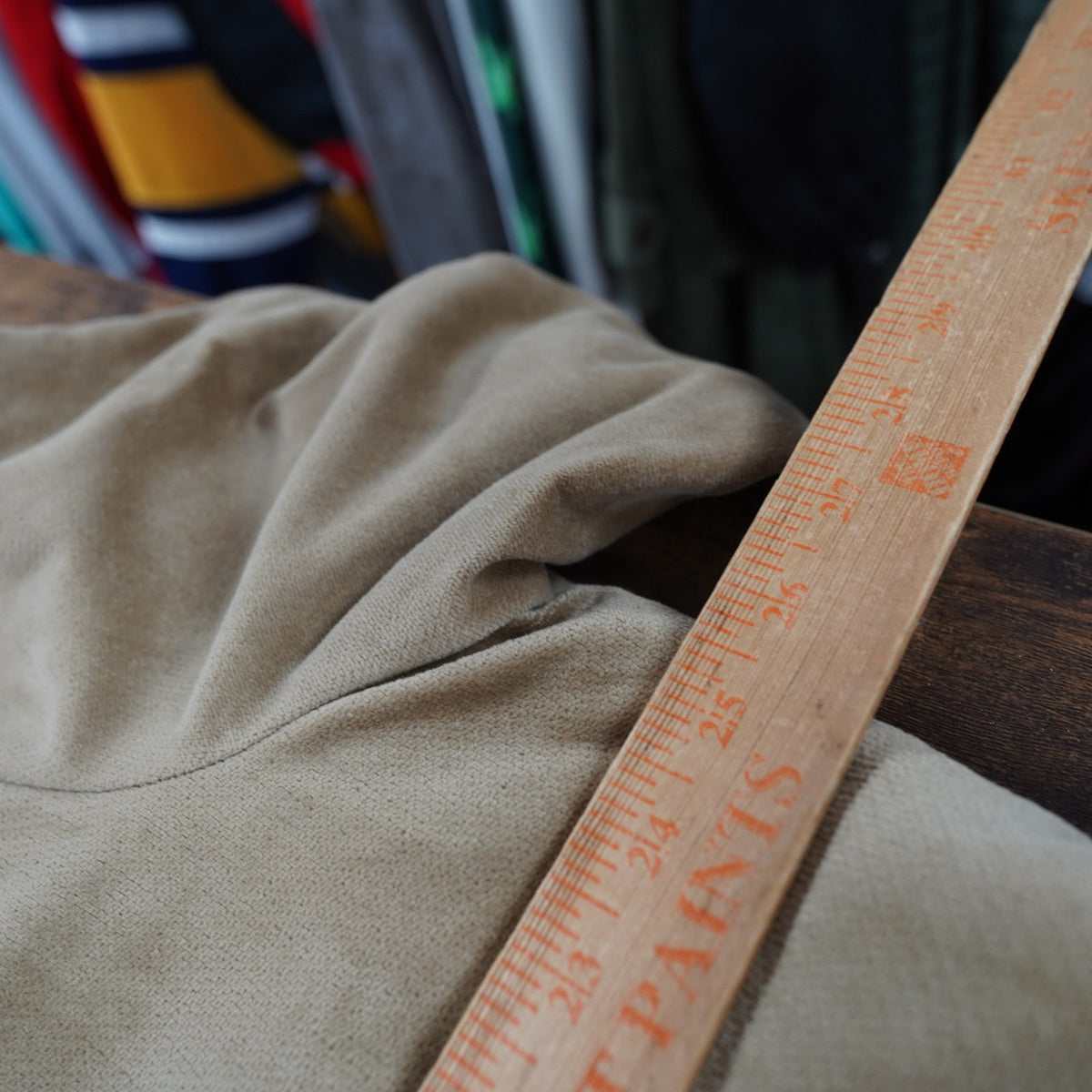 (XL) True Vintage VIP Sherpa Lined Hooded Bomber Jacket Men's XL Tan Cream Casual