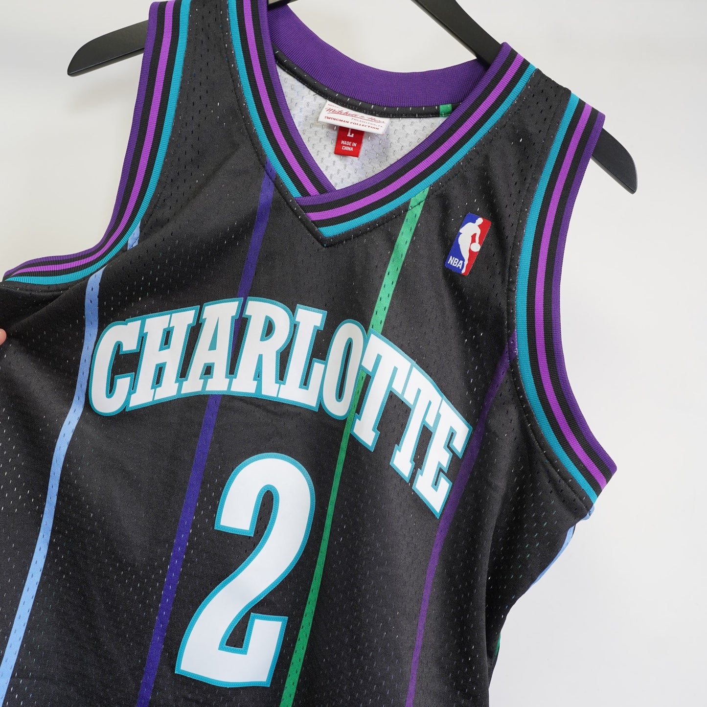 (L) Charlotte Hornets Larry Johnson Mitchell & Ness Basketball Jersey Men's L Black