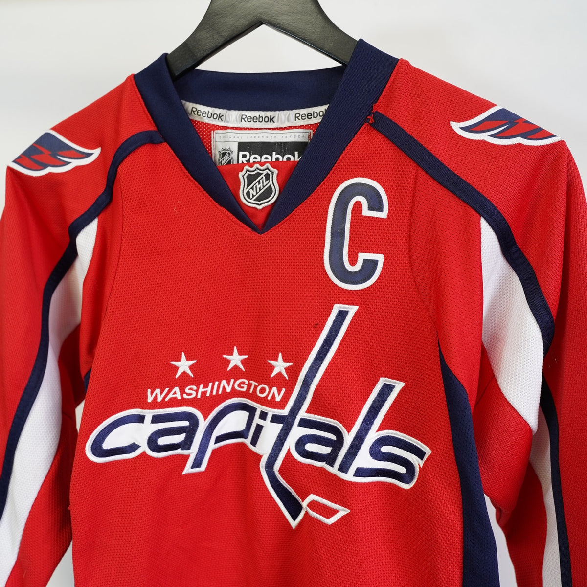 (Boys M) Reebok Washington Capitals Alex Ovechkin's Hockey Jersey Boys S/M Youth Red Sewn