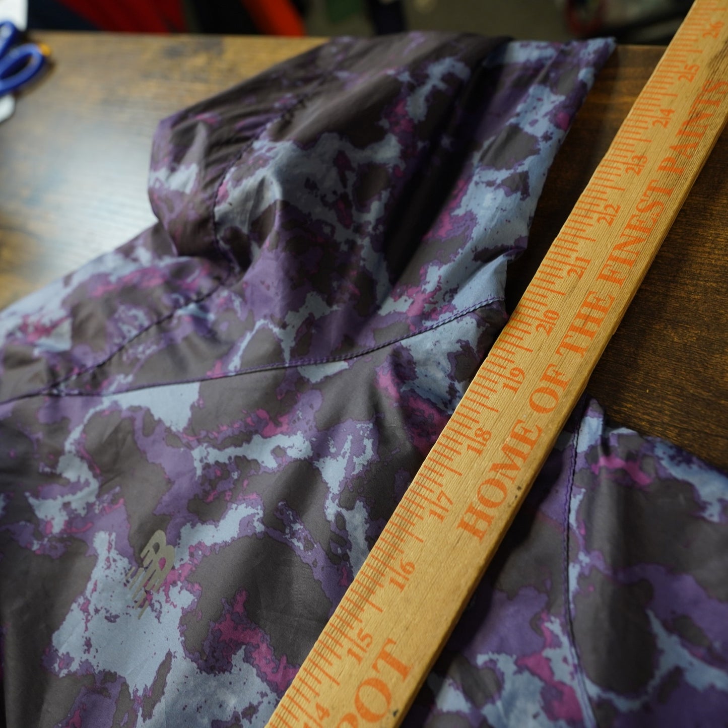 (Women's M) Vintage New Balance Running Rain Jacket Purple Y2K Windbreaker