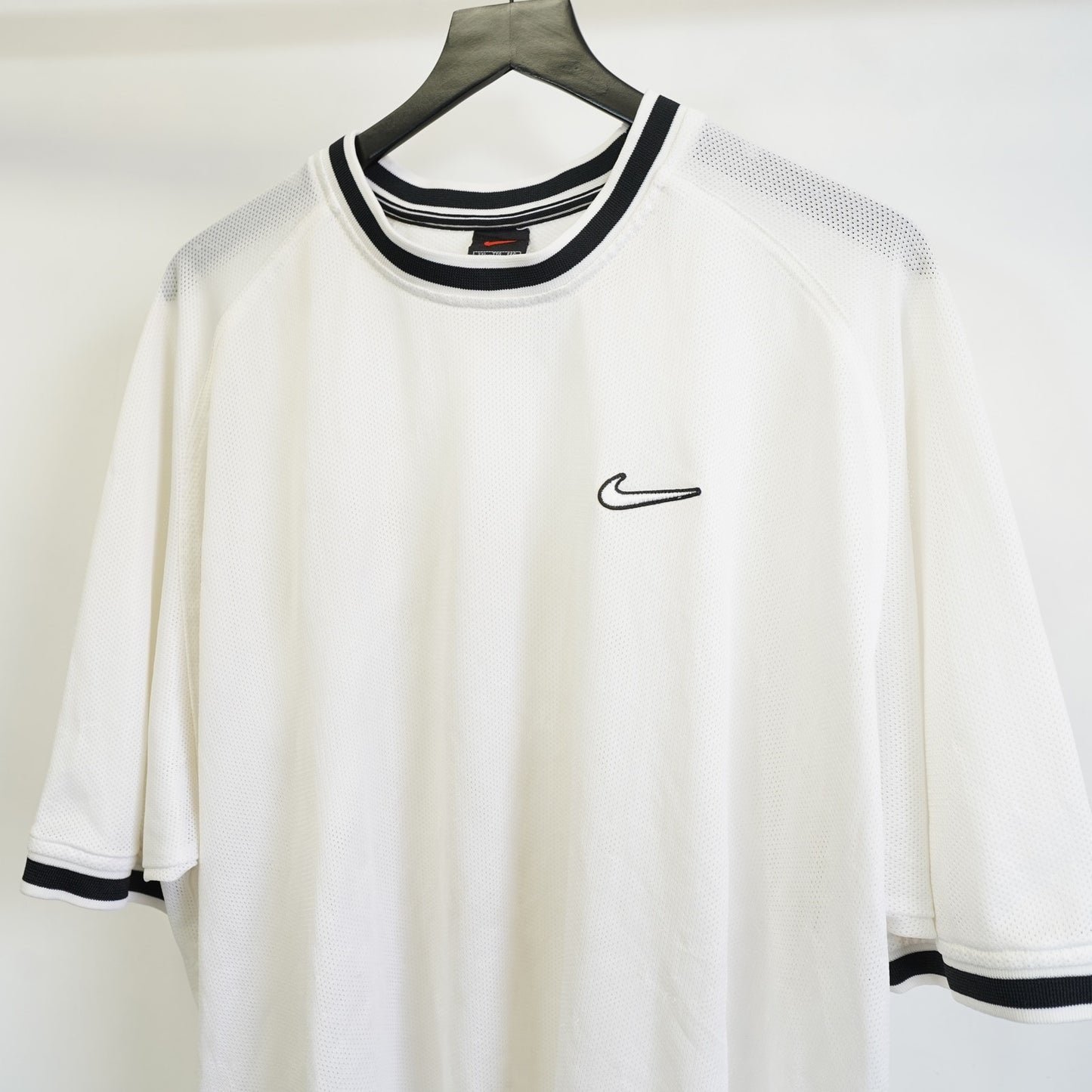 (XXL) Vintage 2000s Nike Mesh Soccer Jersey Men's XXL White Retro Streetwear Y2K