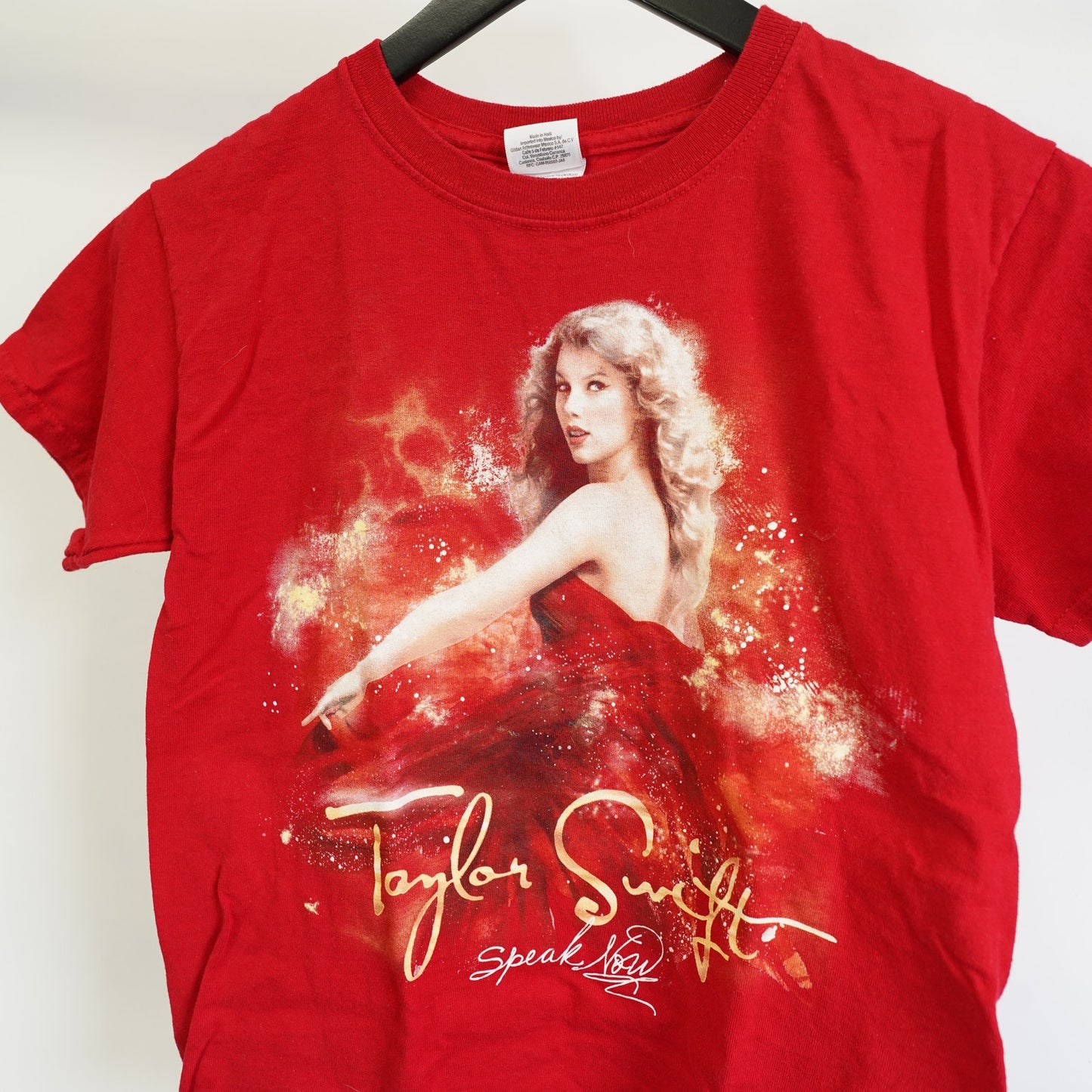 (Youth S) Taylor Swift 2011 Speak Now Tour Double-Sided Concert T-Shirt Youth Small Red
