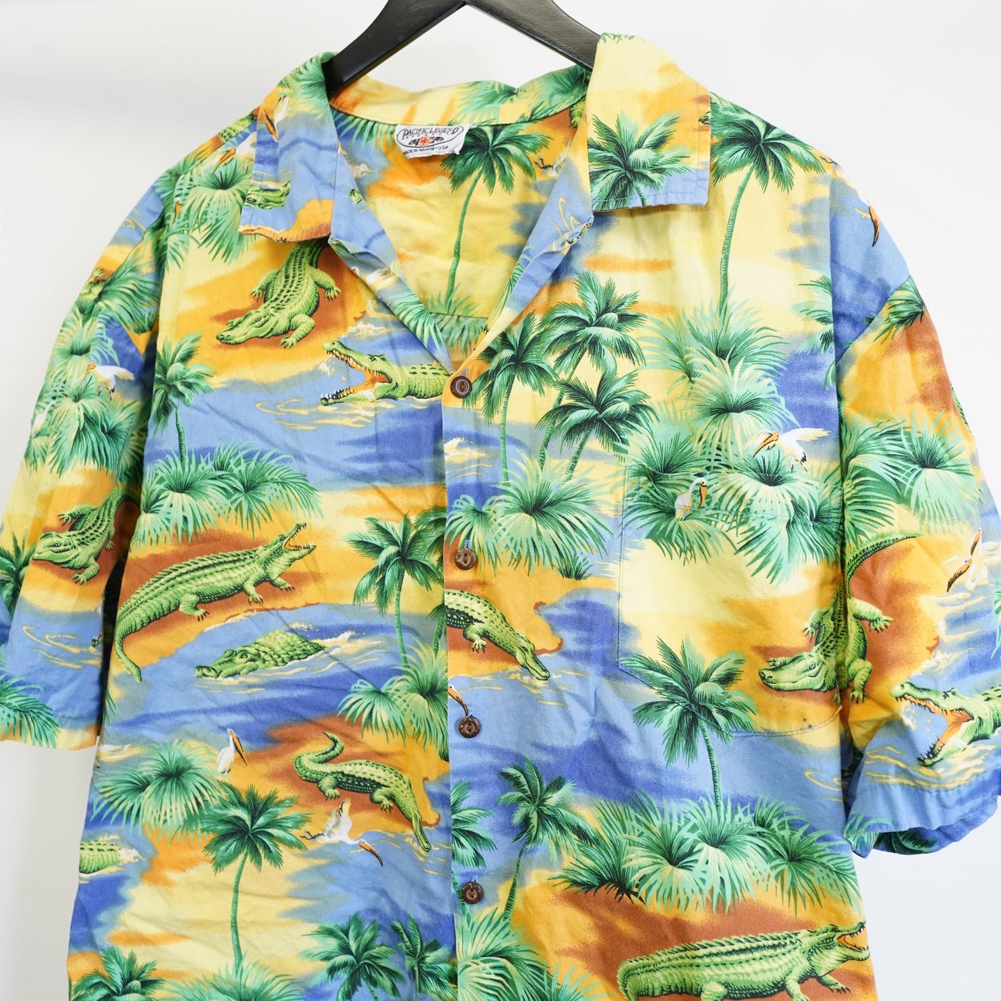 (XXL) Vintage 90's Pacific Legend Hawaiian Shirt Men's 2XL Alligator Tropical USA Made