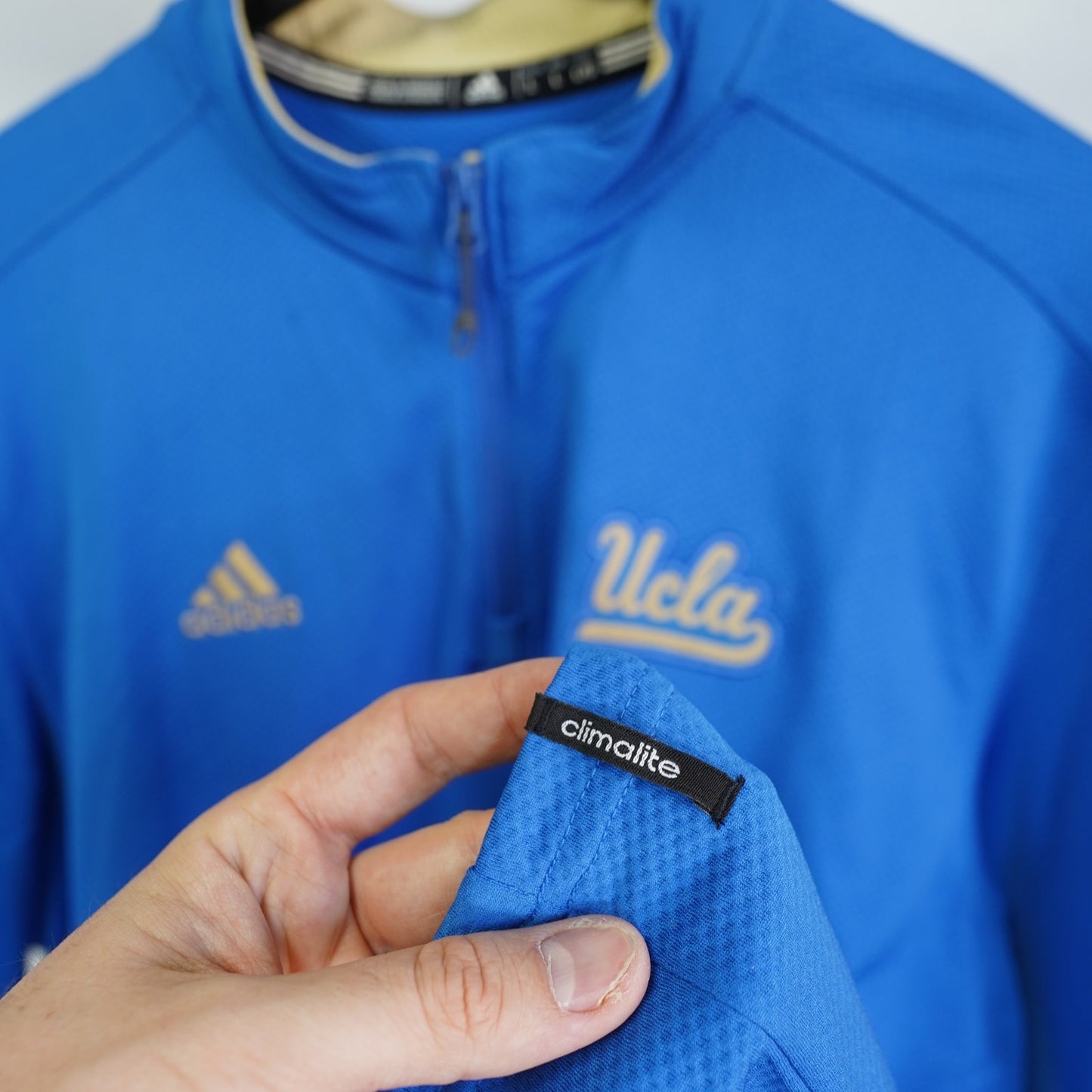 (L) Adidas UCLA Bruins Climalite Golf Polo Shirt Men's L Blue Gold Performance