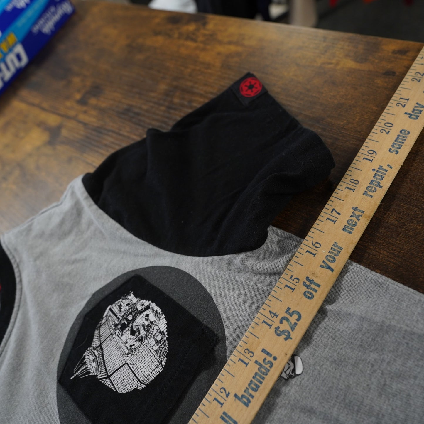 (Youth M) Vintage Lego Star Wars Storm Trooper T-Shirt Kids Sz. 8 Youth M Gray Black