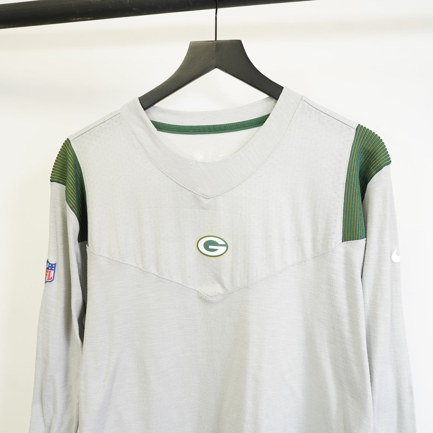 Nike Green Bay Packers Sideline Player UV Performance Longlseeve Men's L Gray