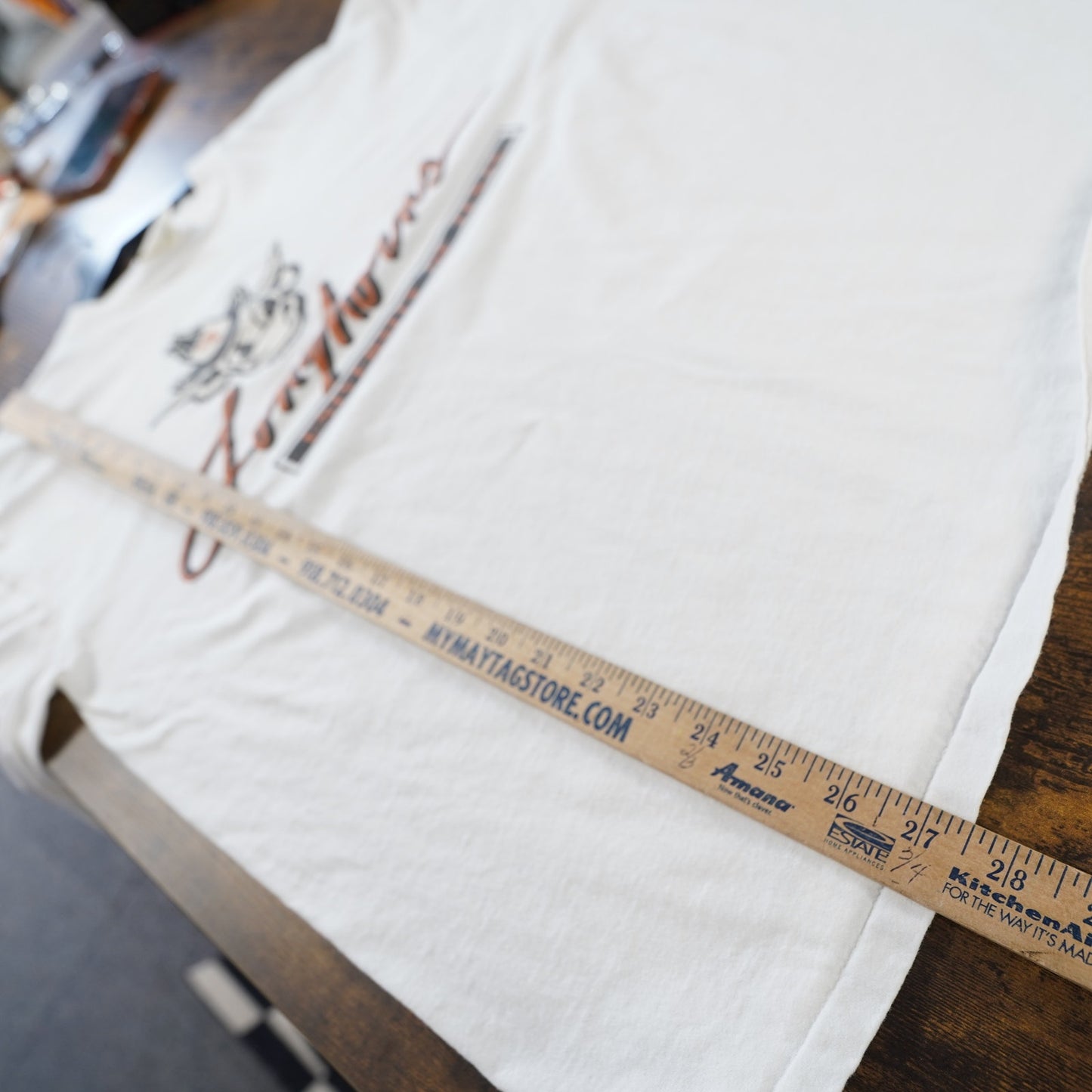 (XL) Vintage Univeristy of Texas Longhorns Bev T-Shirt Men's XL White 90s Retro UT