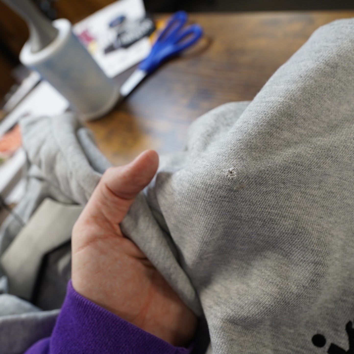 (L) Champion Reverse Weave Embroidered Spellout Hoodie Men's L Gray Sewn Stitched