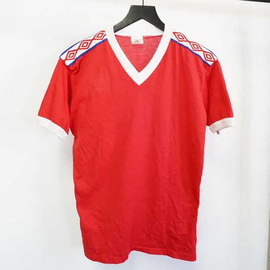 (M) Vintage 80s Umbro Soccer Jersey Red V-Neck Diamond Tape Men's Medium