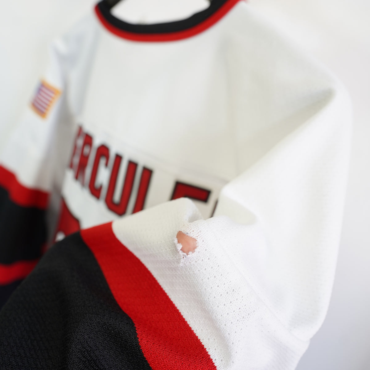 (M) Vintage Athletic Knit Hercules 88 Hockey Jersey Mens Medium White Red Black Sewn