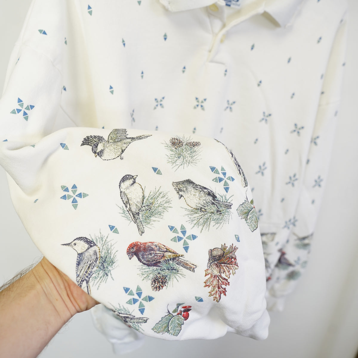 (L) Vintage Art Unlimited Sportswear Bird Nature Print Collared Sweatshirt White L