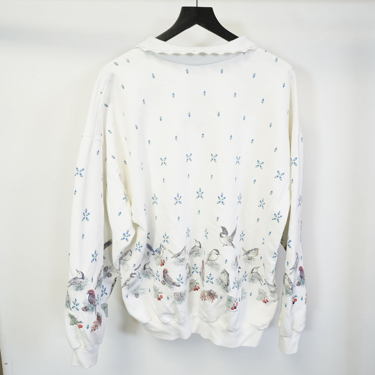 (L) Vintage Art Unlimited Sportswear Bird Nature Print Collared Sweatshirt White L