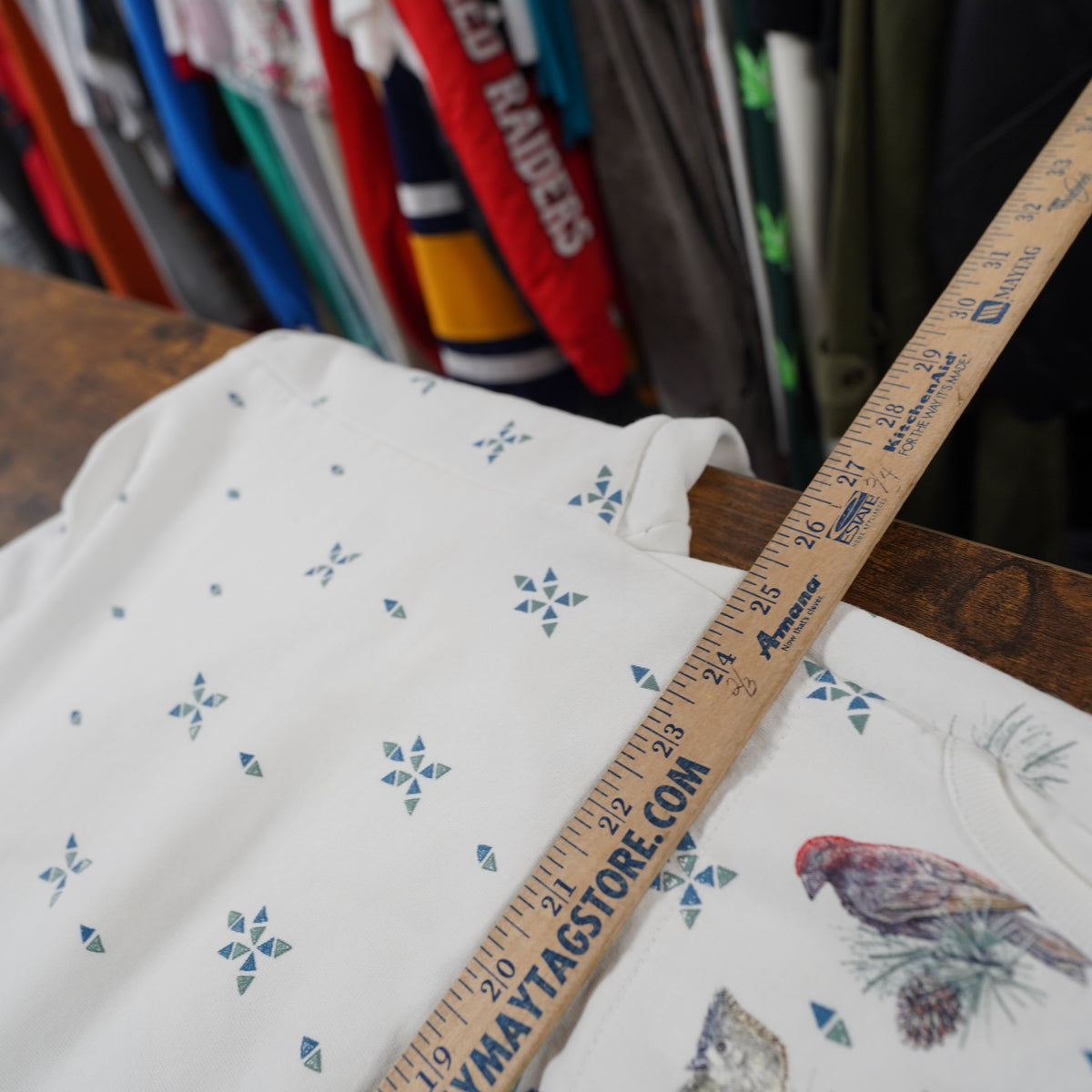 (L) Vintage Art Unlimited Sportswear Bird Nature Print Collared Sweatshirt White L