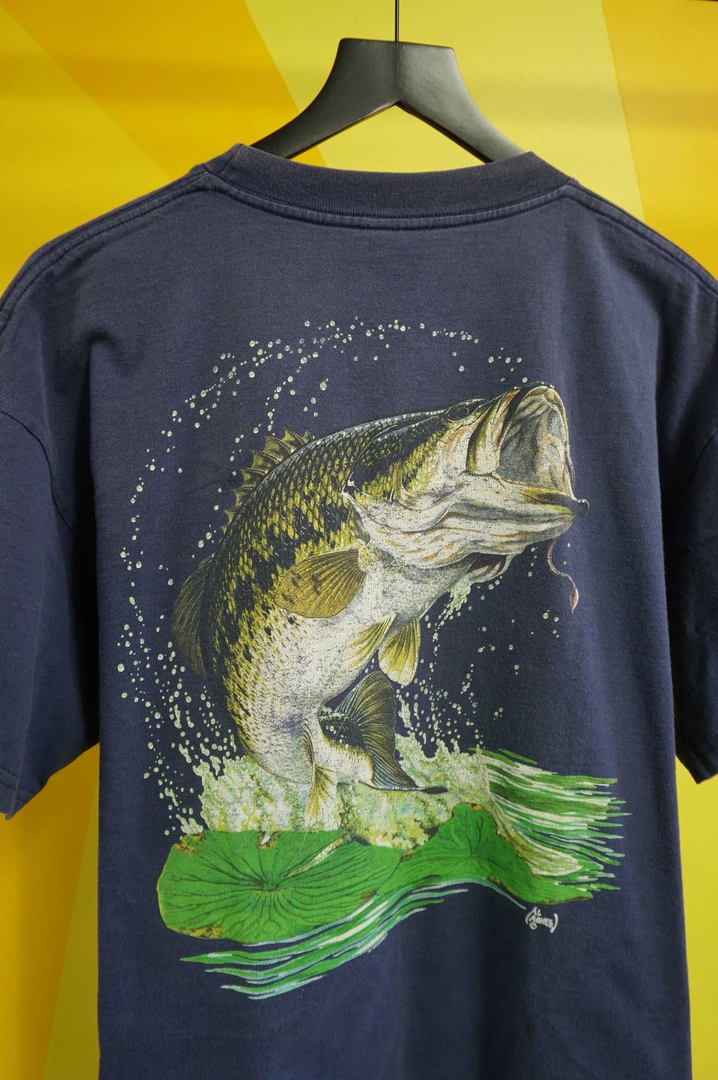(XL) Fishes Getchu Hella Bitches Bass T-Shirt