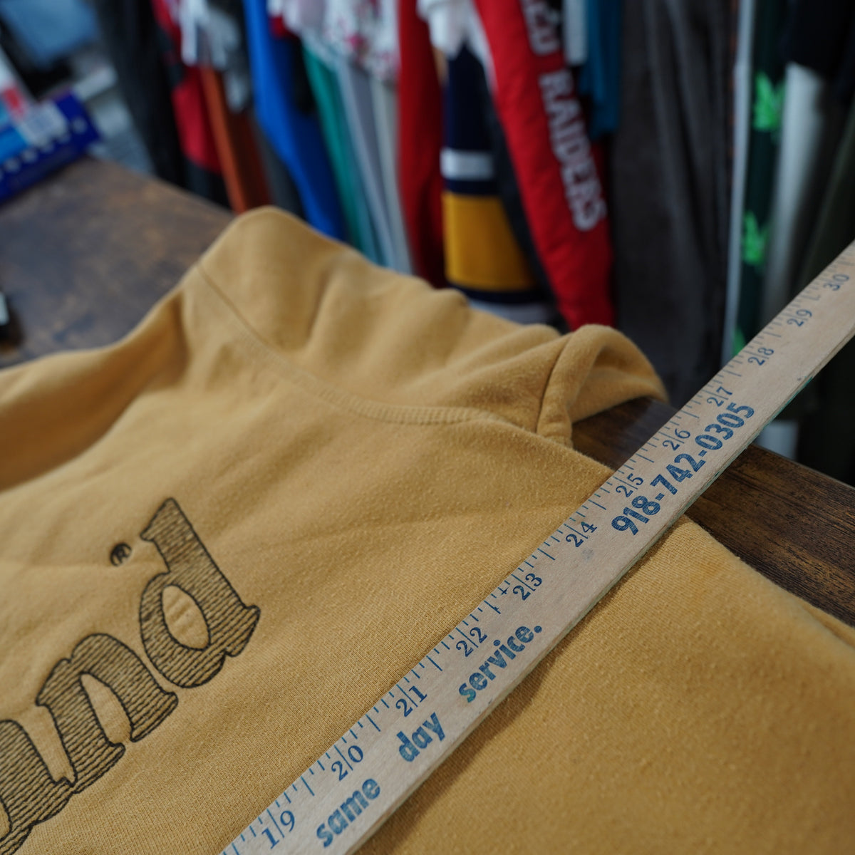 (L) Vintage Timberland Hoodie Y2K Hip Hop Sewn Logo Mustard Yellow Mens Large