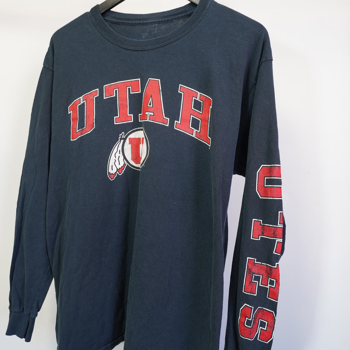 (L) Fanatics Utah Utes Mens L Long Sleeve T-Shirt Navy Blue Distressed Logo Size L