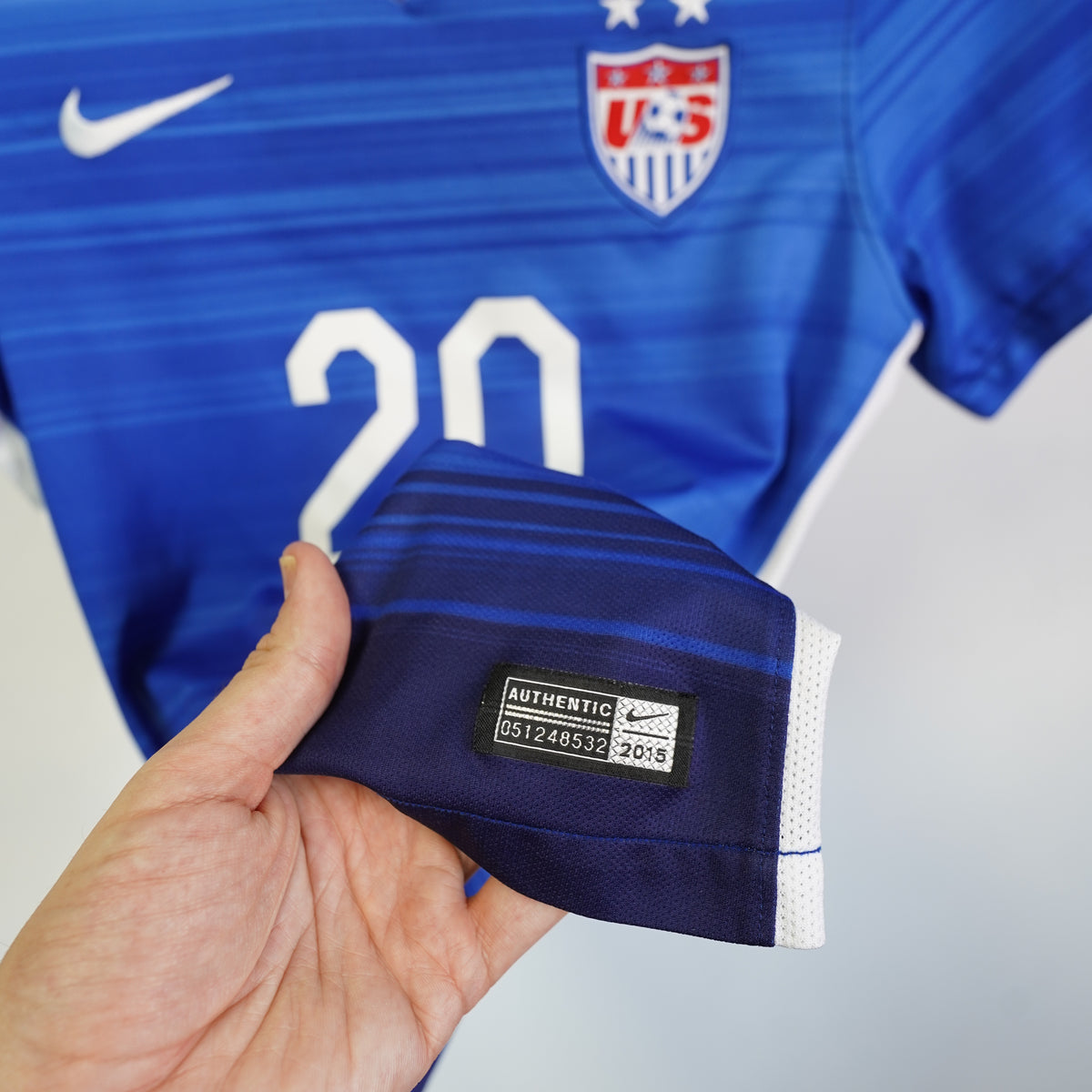 (Women's XS) Nike USWNT 2015 Away Jersey Wambach 20 Blue Gradient Soccer Shirt Womens XS