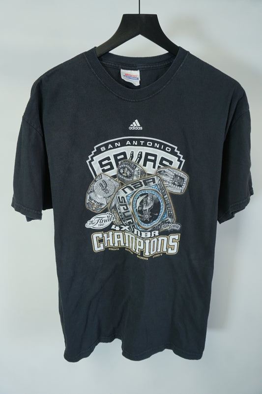 (L/XL) 2007 San Antonio Spurs 4x NBA Champs T-Shirt