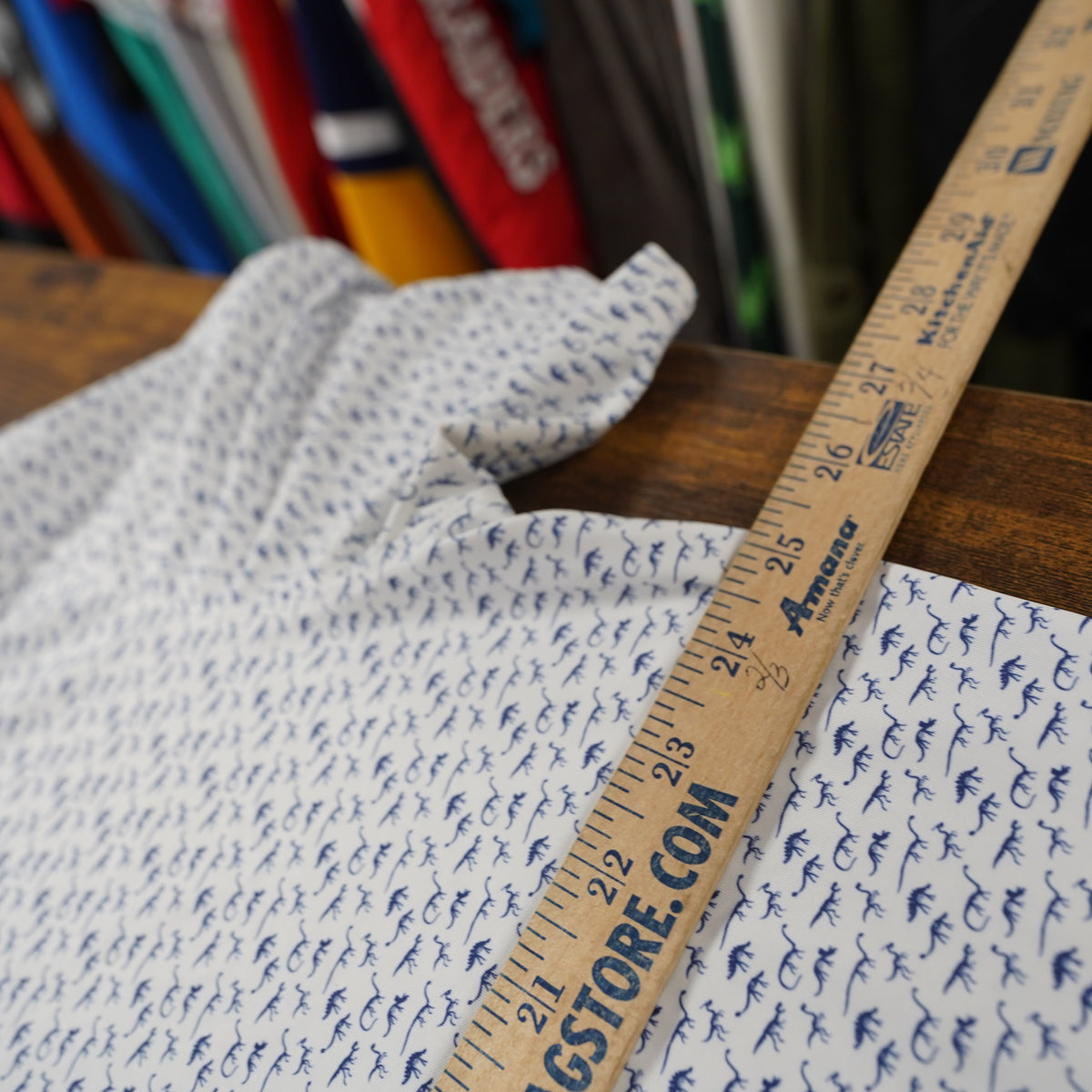 (XL) Donald Ross Sport Mens XL Dinosaur Print Golf Polo Shirt Blue White Embroidered