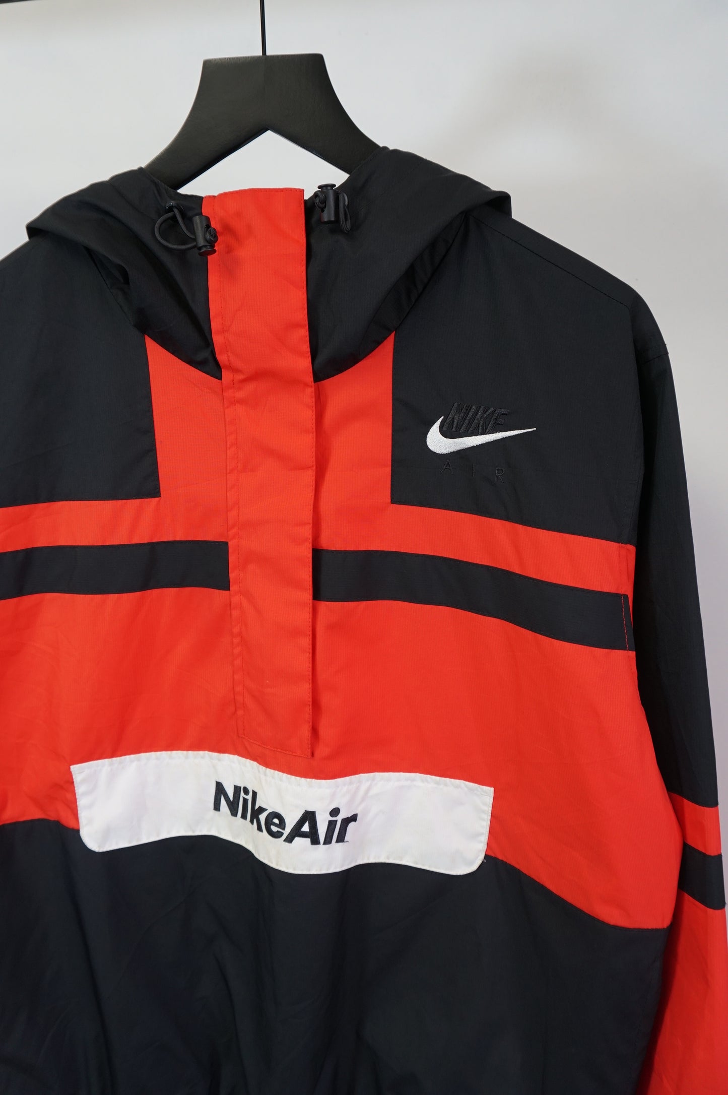 (S/M) Nike Black & Red Windbreaker
