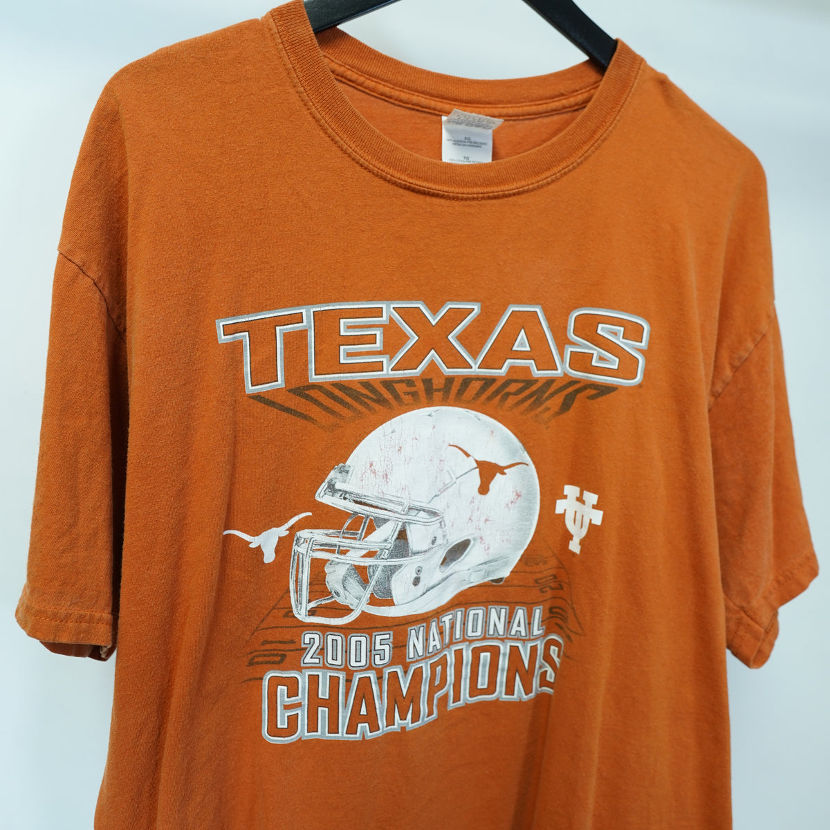 (XL) Vintage Texas Longhorns 2005 National Champions T-Shirt Mens XL Burnt Orange Y2K