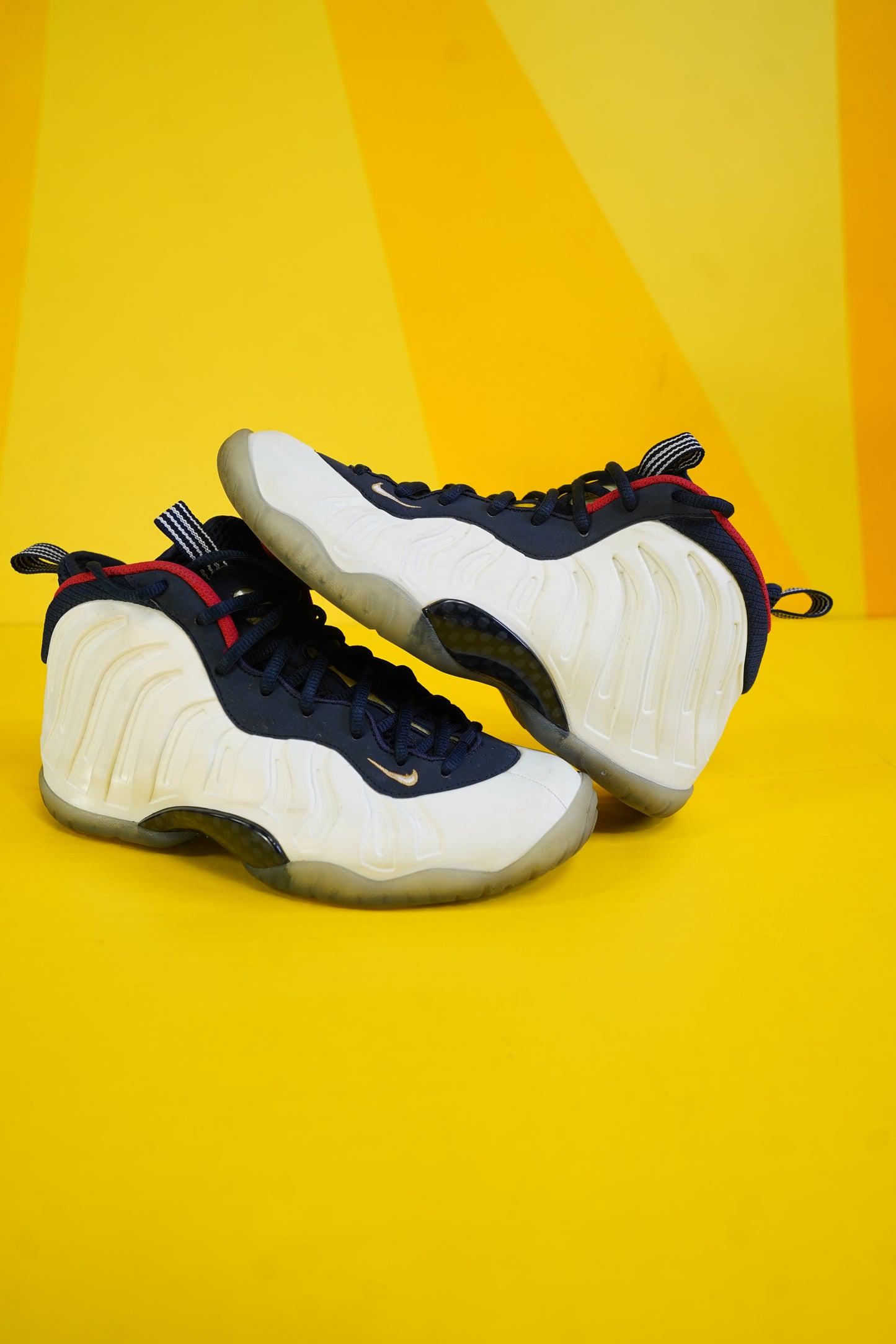 (Sz. 7Y) Nike Olympic Foamposite Sneaker