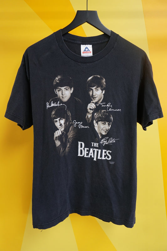 (M/L) 2001 The Beatles Signature T-Shirt