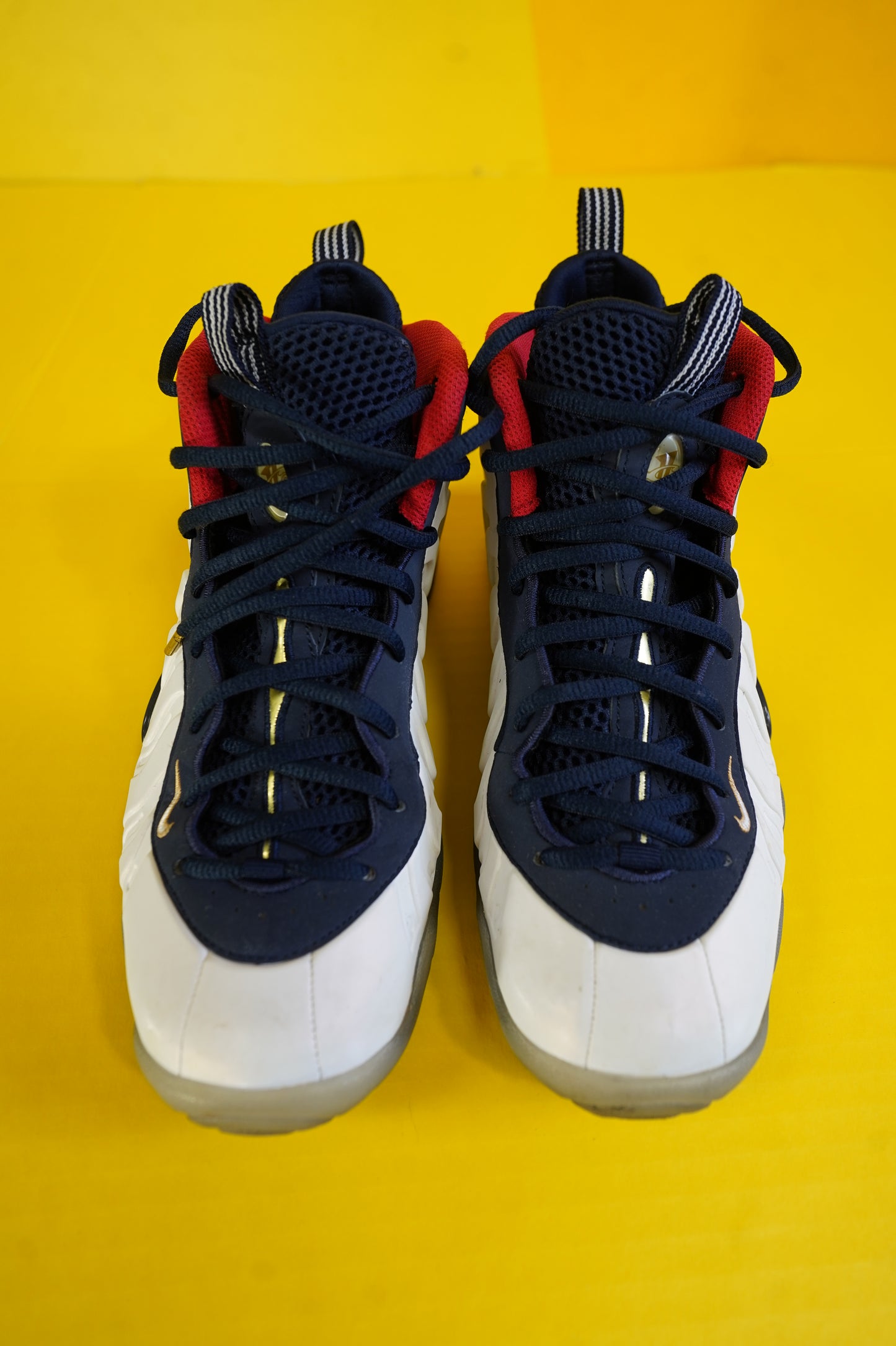 (Sz. 7Y) Nike Olympic Foamposite Sneaker