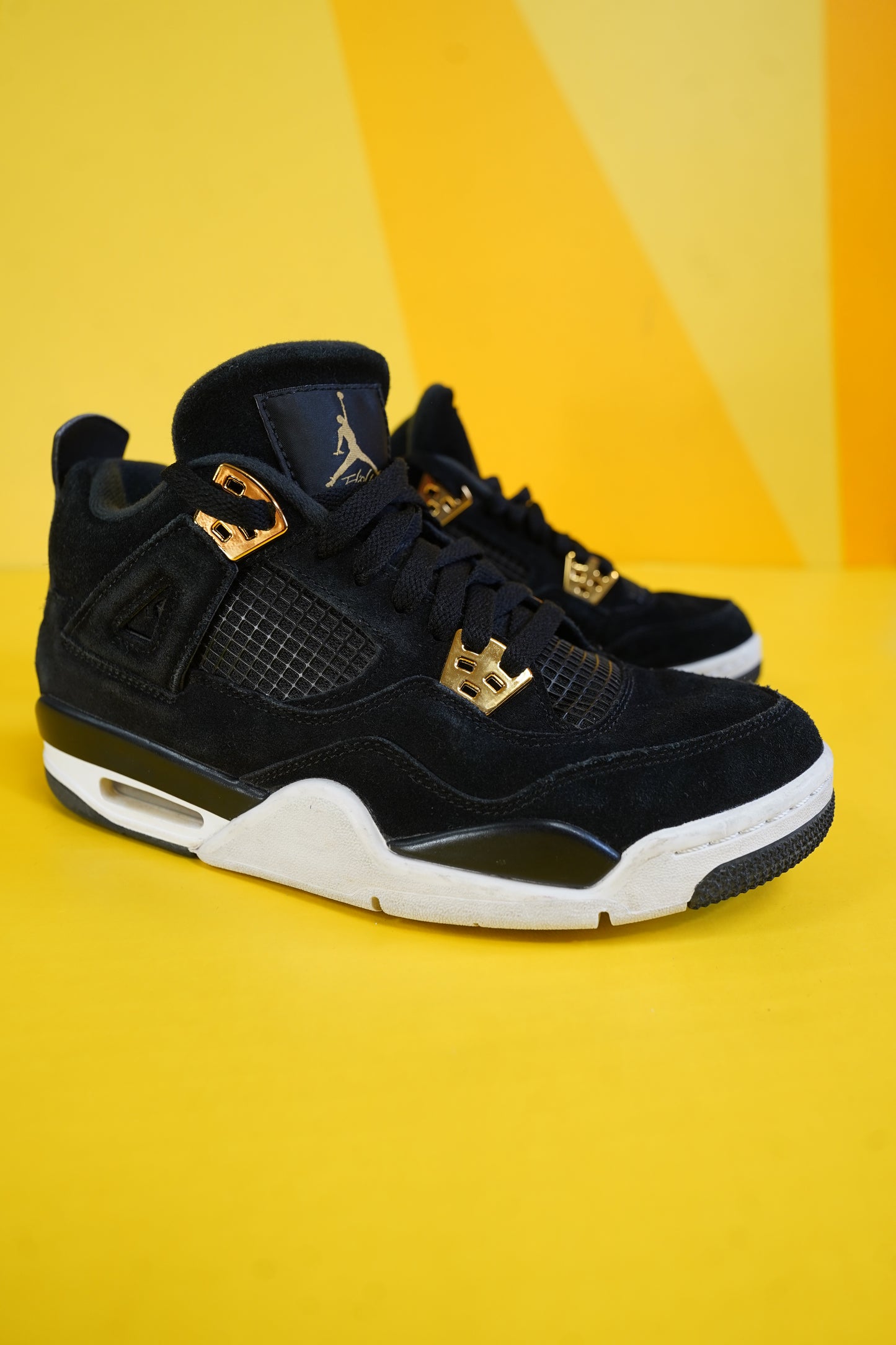 (Sz. 7Y) Air Jordan 4 Retro "Royalty" Sneaker