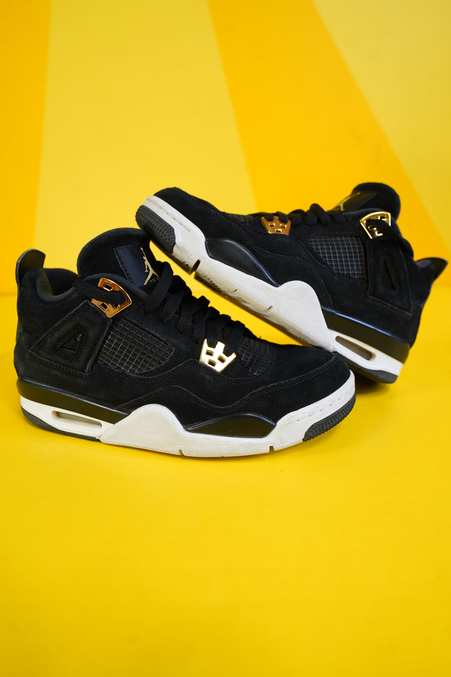 (Sz. 7Y) Air Jordan 4 Retro "Royalty" Sneaker