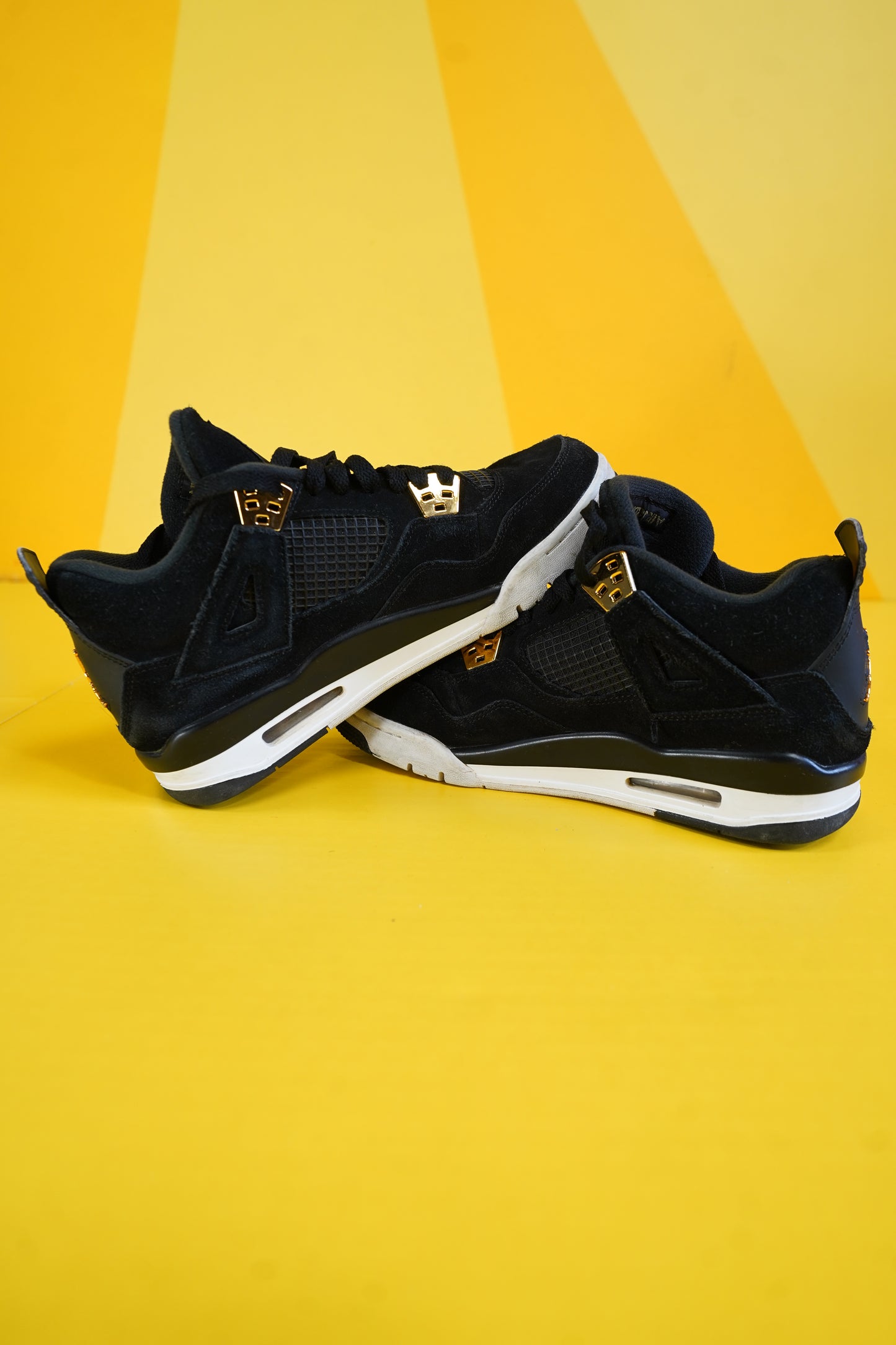 (Sz. 7Y) Air Jordan 4 Retro "Royalty" Sneaker