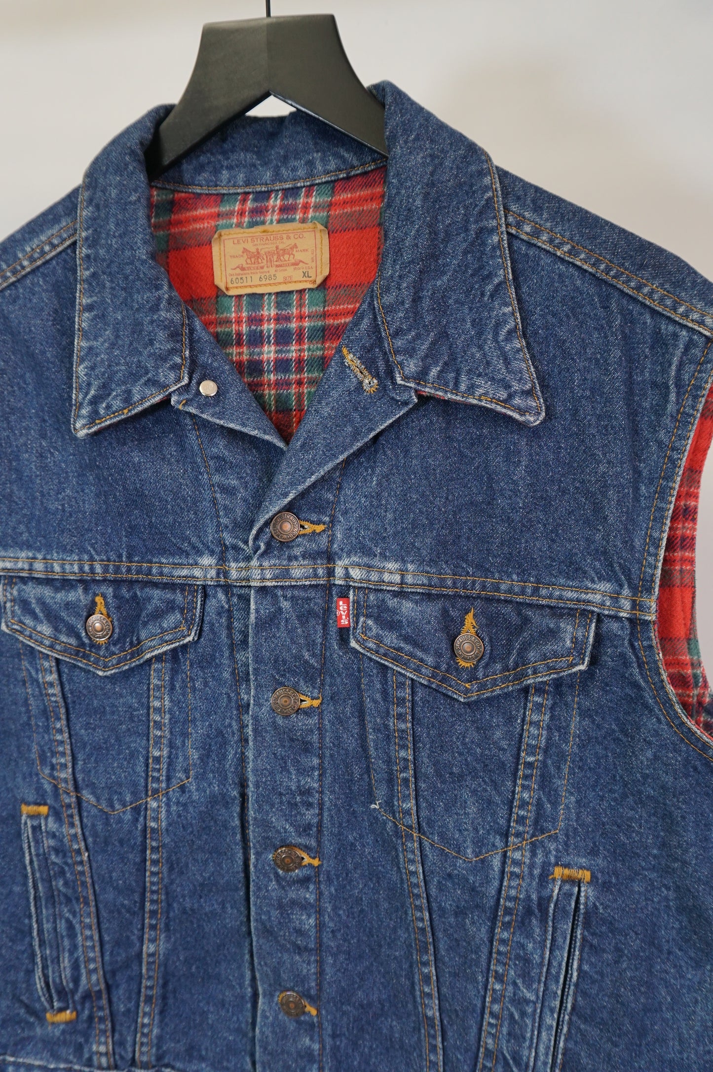 (L/XL) USA Made Levi's Blanket Line Denim Vest