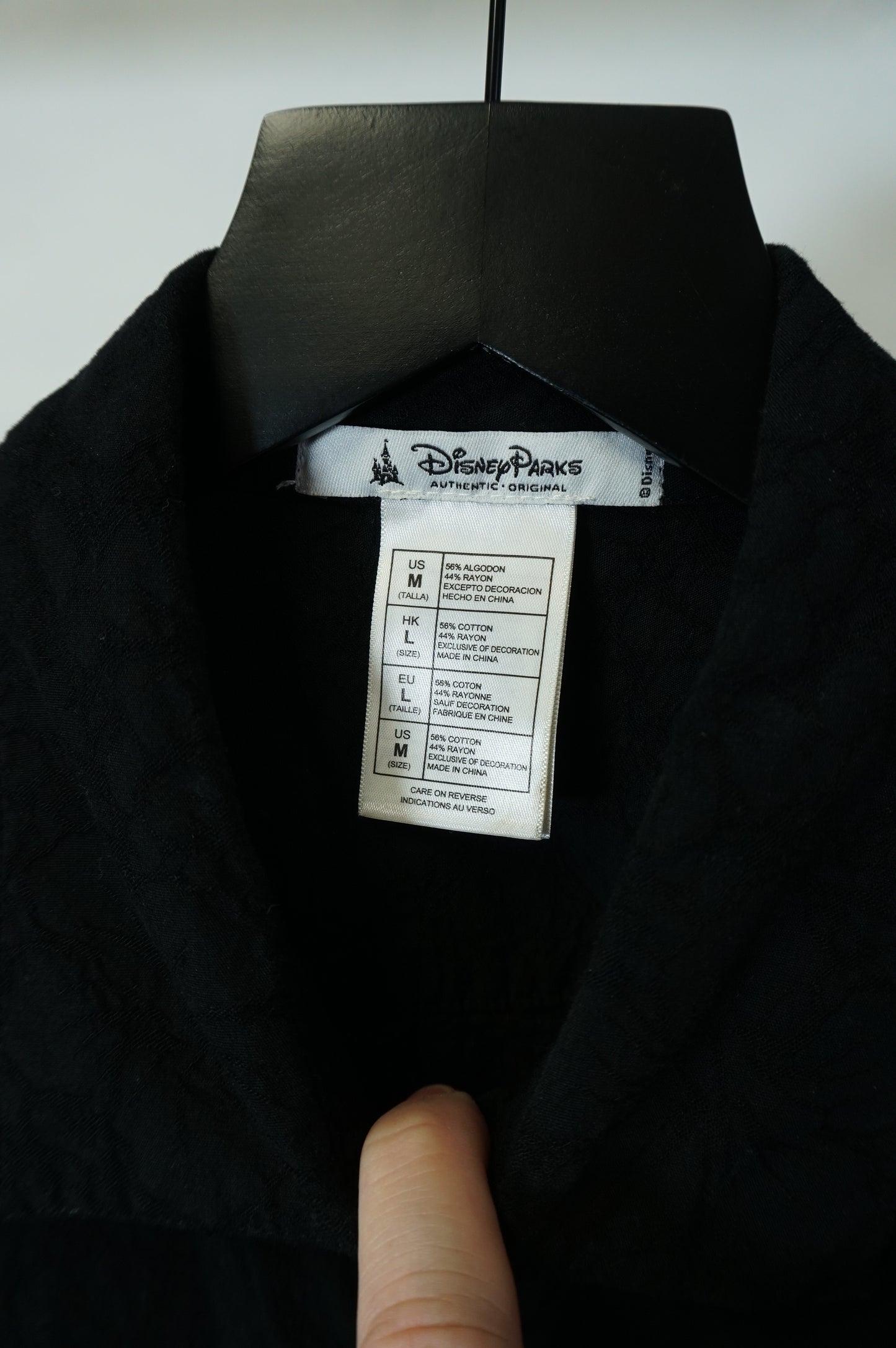 (M/L) Mickey In Paradise Button Up Shirt