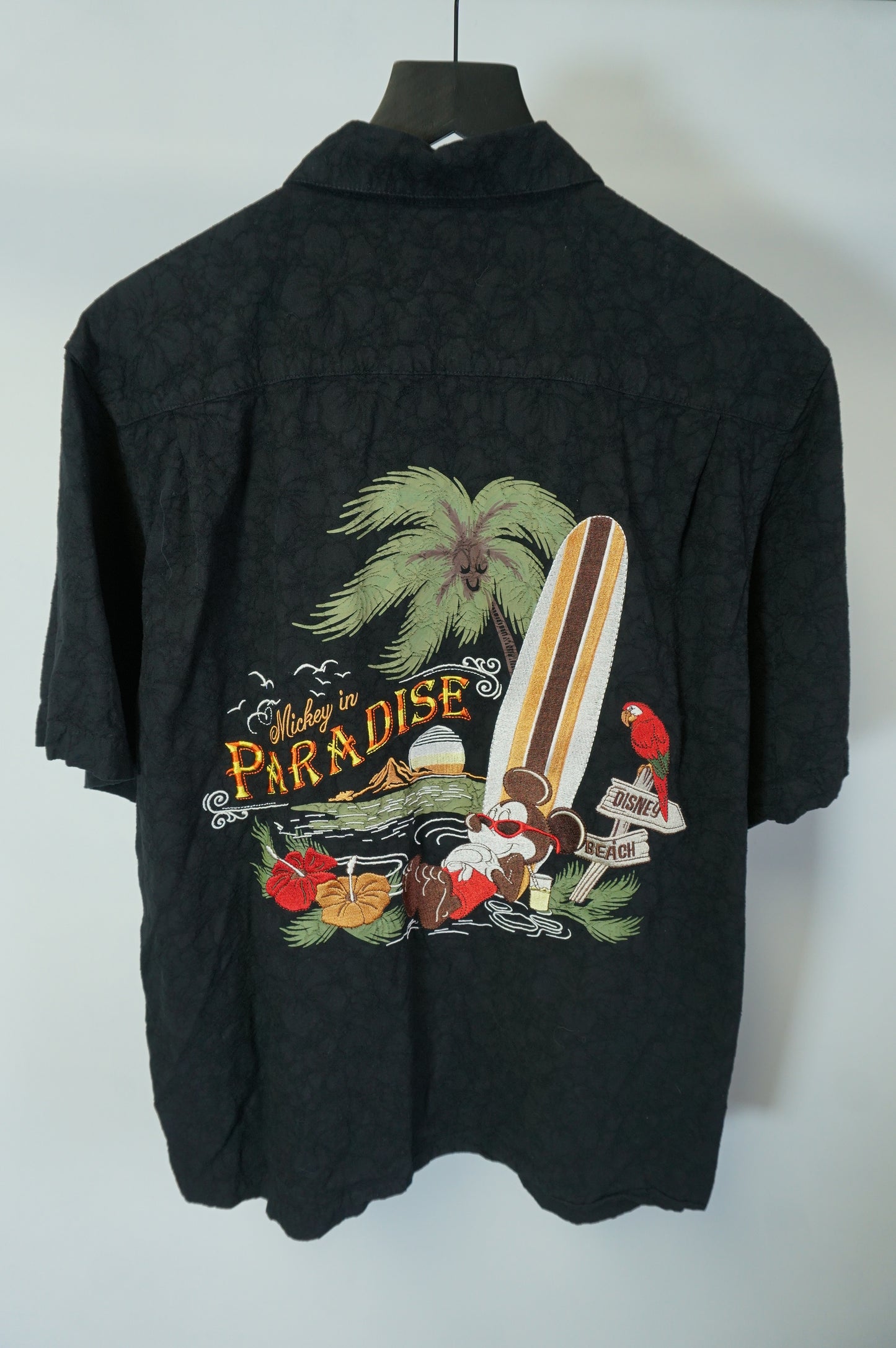 (M/L) Mickey In Paradise Button Up Shirt