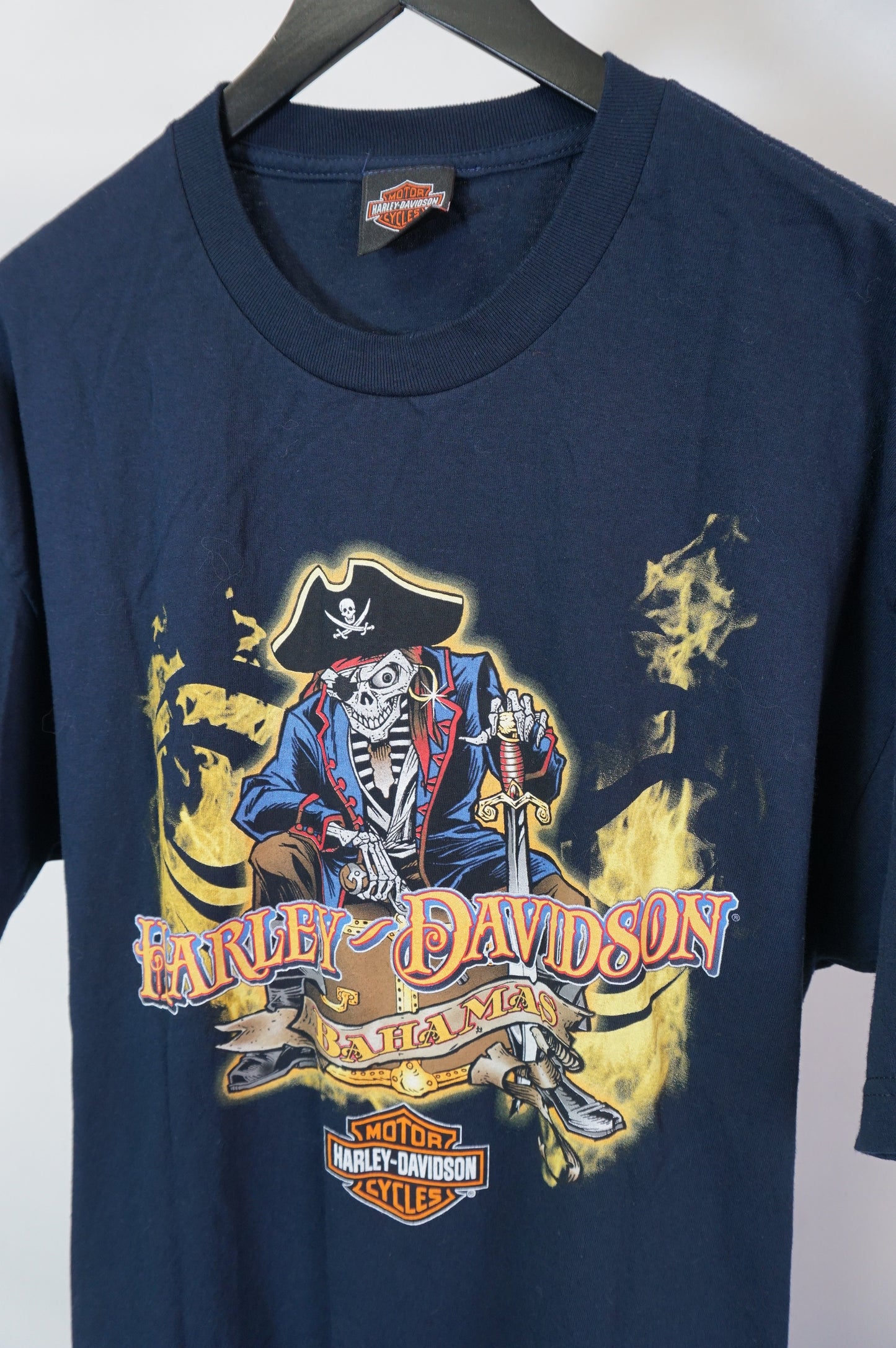 (XL) Bahamas Harley Davidson Pirate T-Shirt