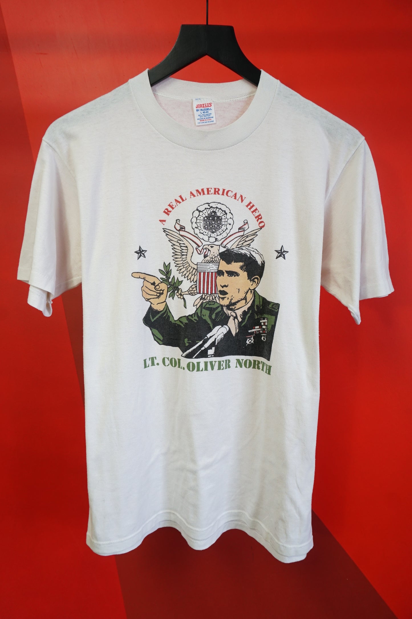 (M/L) Real American Hero Lt. Col. Oliver North Single Stitch T-Shirt