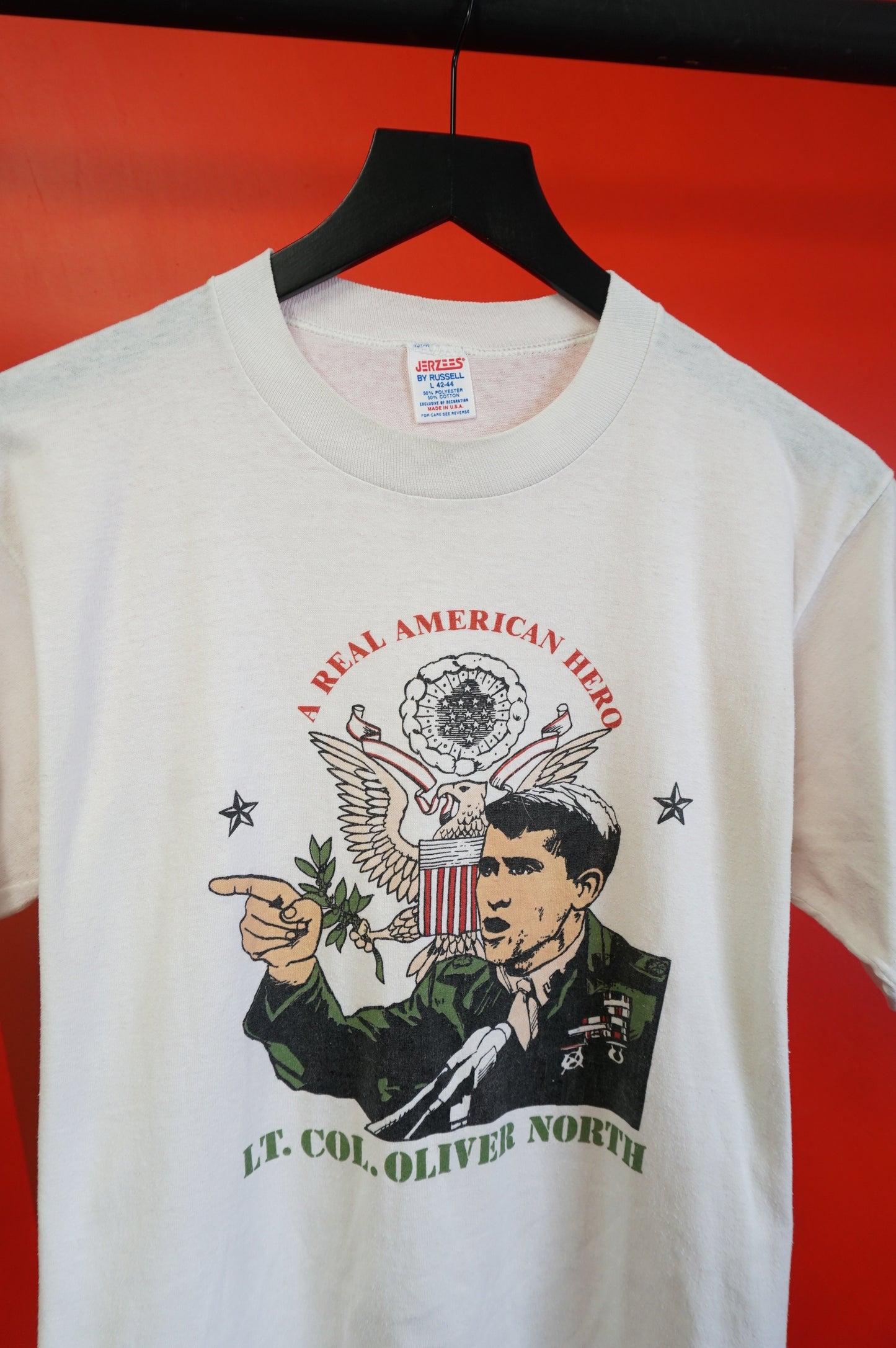 (M/L) Real American Hero Lt. Col. Oliver North Single Stitch T-Shirt