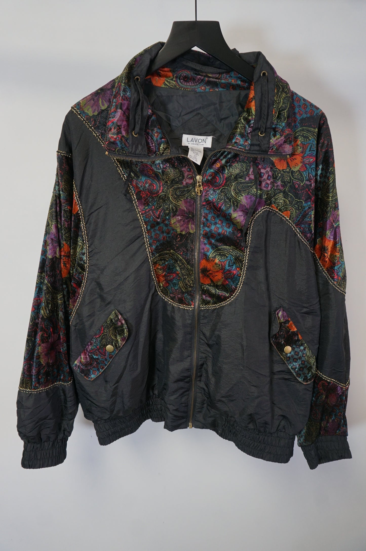 (L) Vtg Lavon Paisley Windbreaker