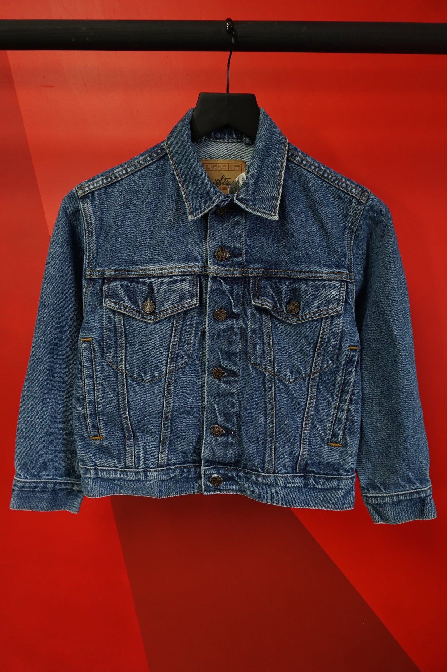 (S) Levis Essential Women's Denim Jacket