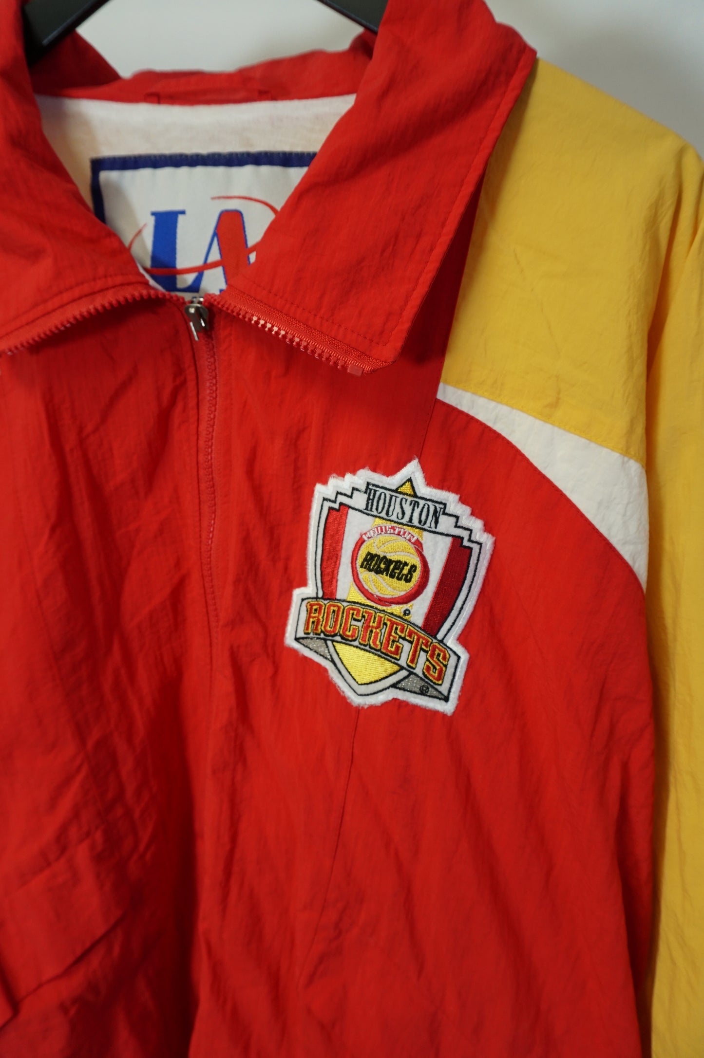 (XL) Houston Rockets Vintage 90s Logo Athletic Windbreaker Jacket