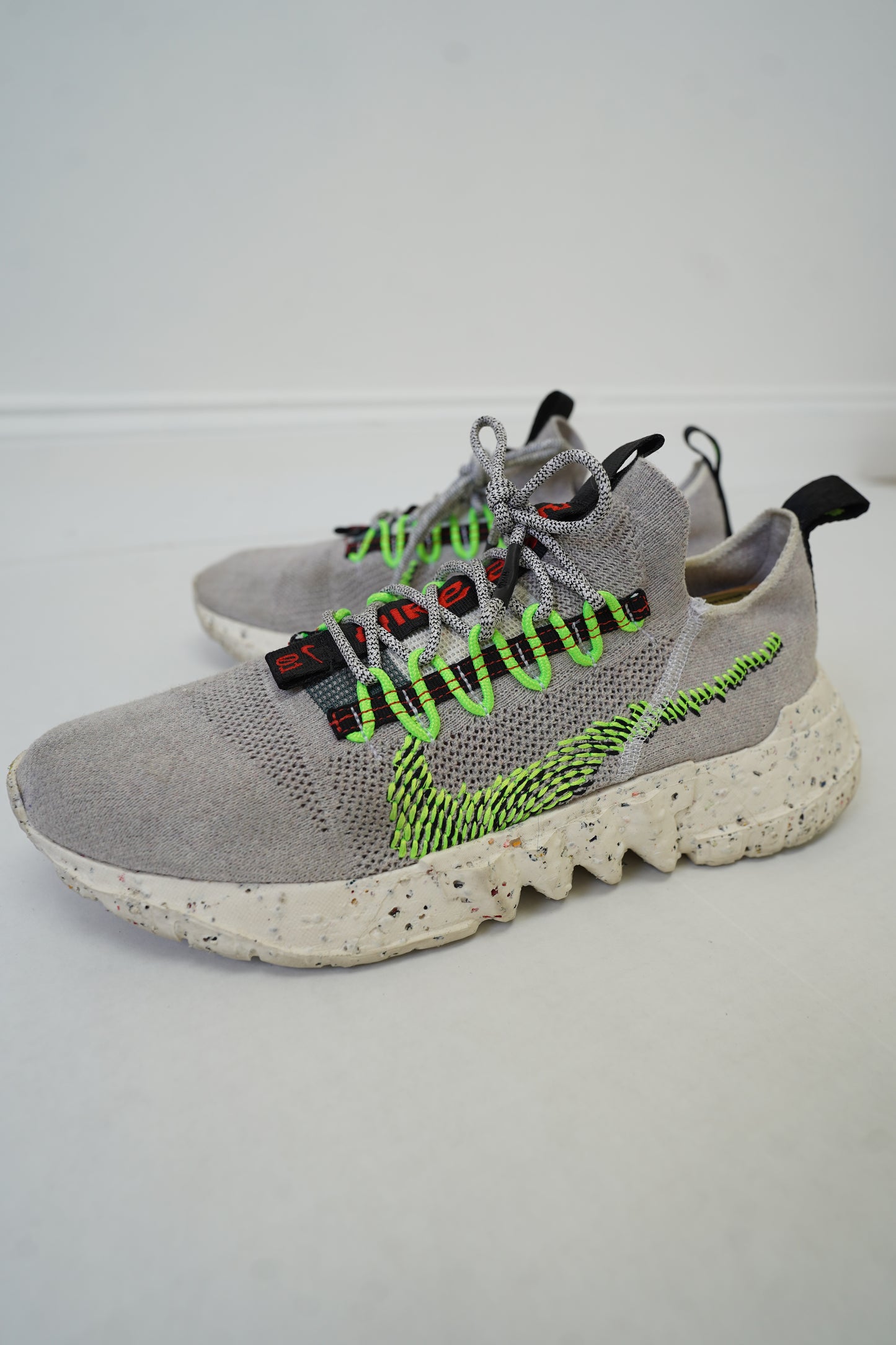 (Sz. 12) Nike Space Hippie 01