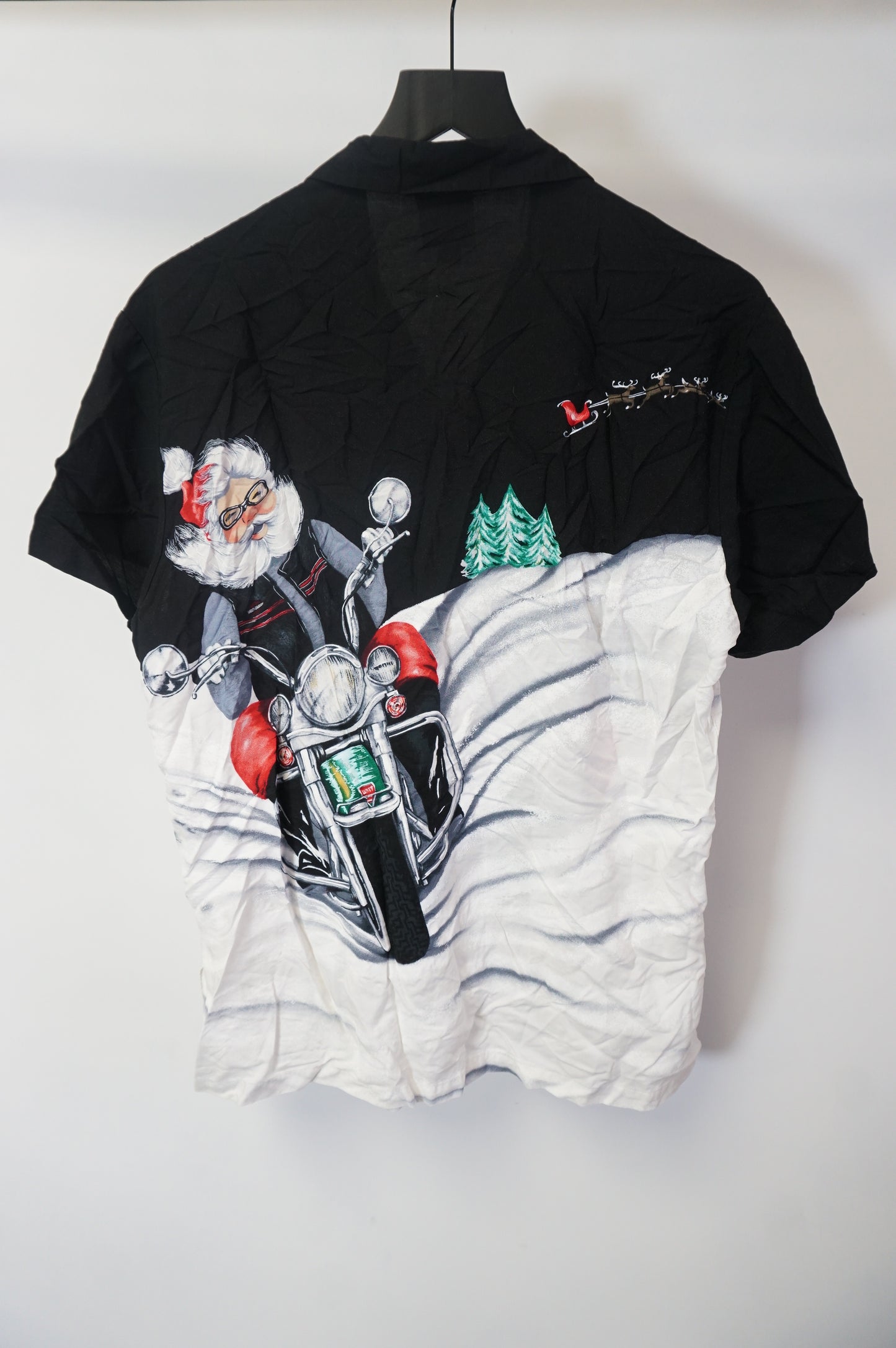 (M/L) Harley Davidson Santa Biker Button Up Shirt