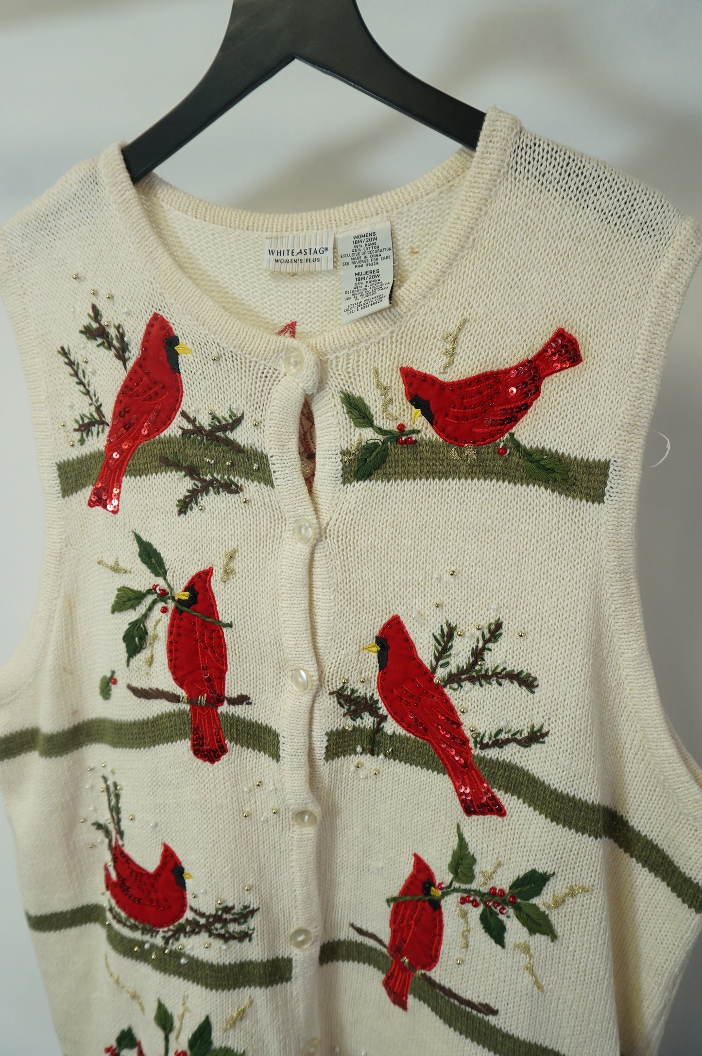 (XL) White Stag Christmas Cardinals Cardigan